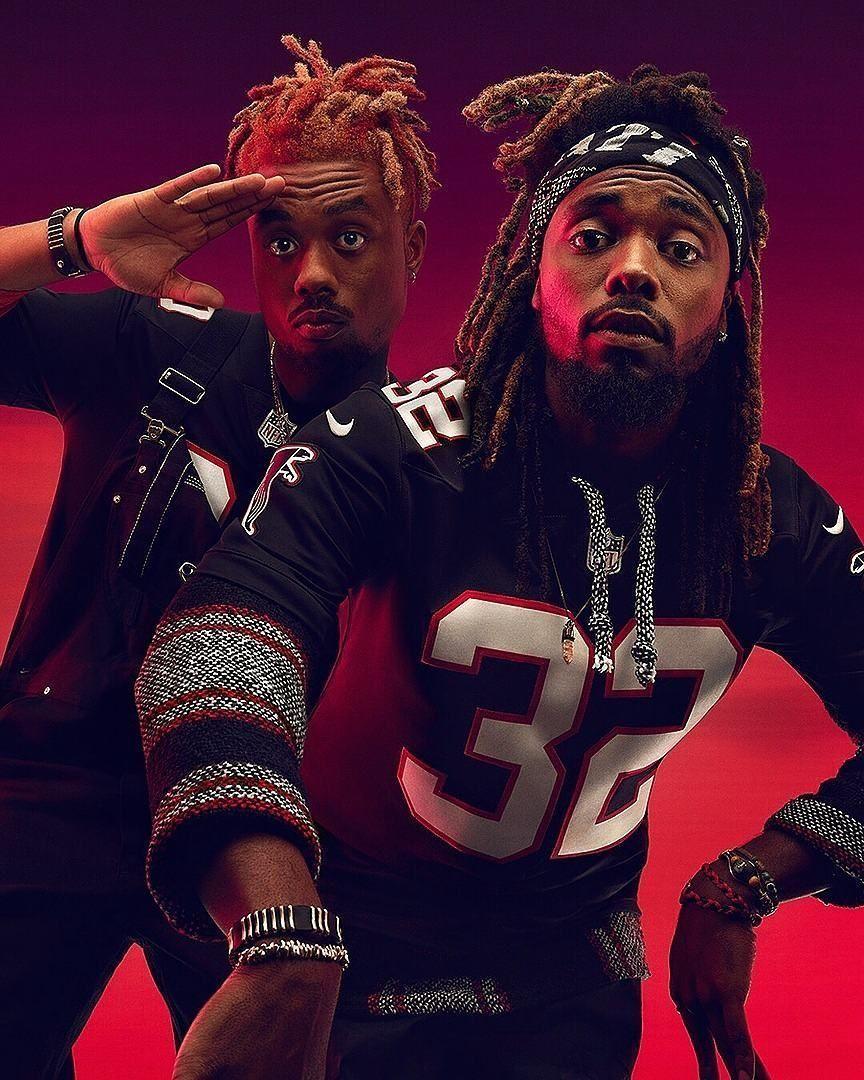864x1080 EarthGang Wallpaper