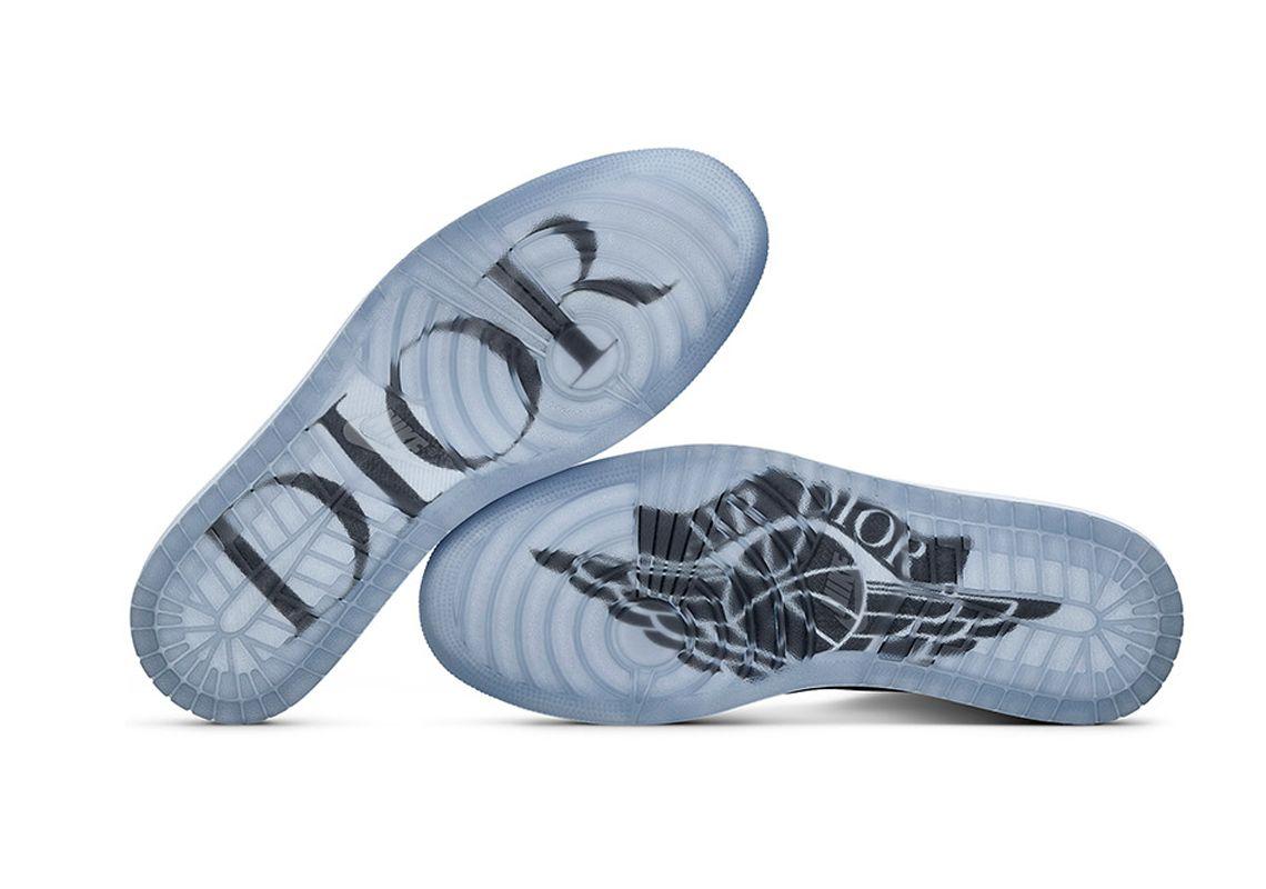 1140x800 DIOR Air Jordan 1 First Look