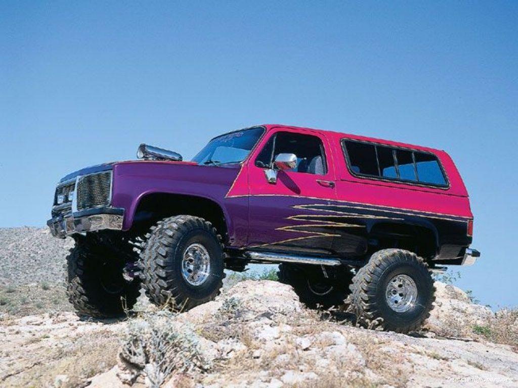 1024x768 4X4 Truck Wallpaper
