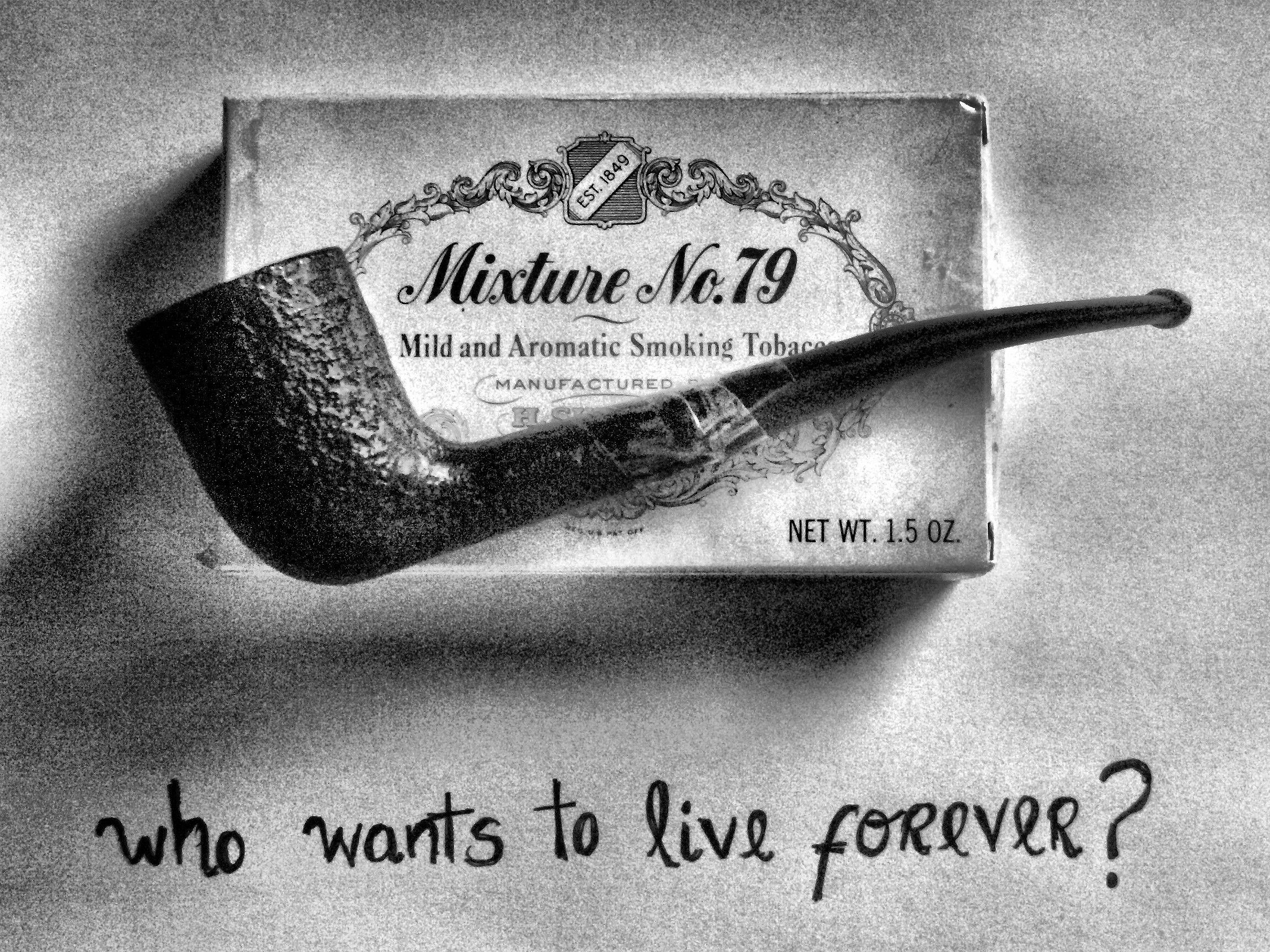 2304x1728 Smoking Pipe Wallpaper