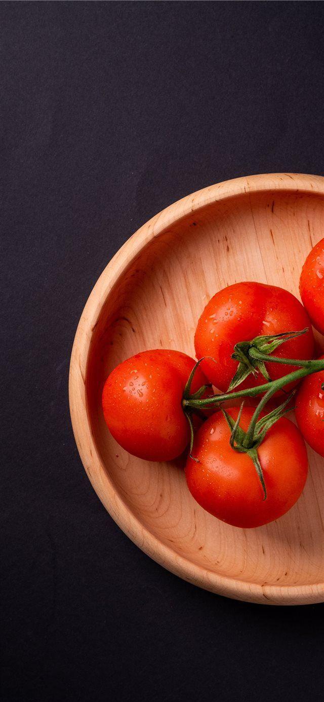 640x1385 Tomatoes !!! iPhone X Wallpaper