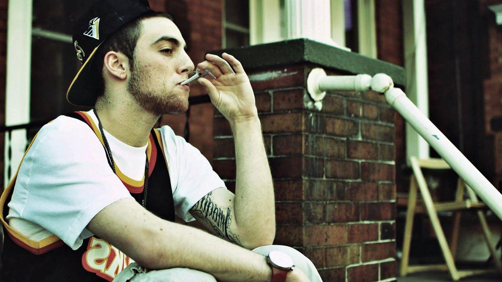 1600x900 Mac Miller Wallpaper, DeskK 100% Quality HD Photo,