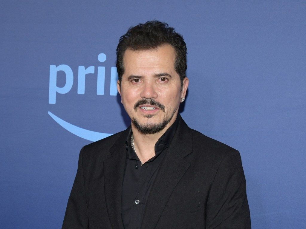 1024x768 John Leguizamo Discusses His 'Twisted' New Show 'The Green Veil'