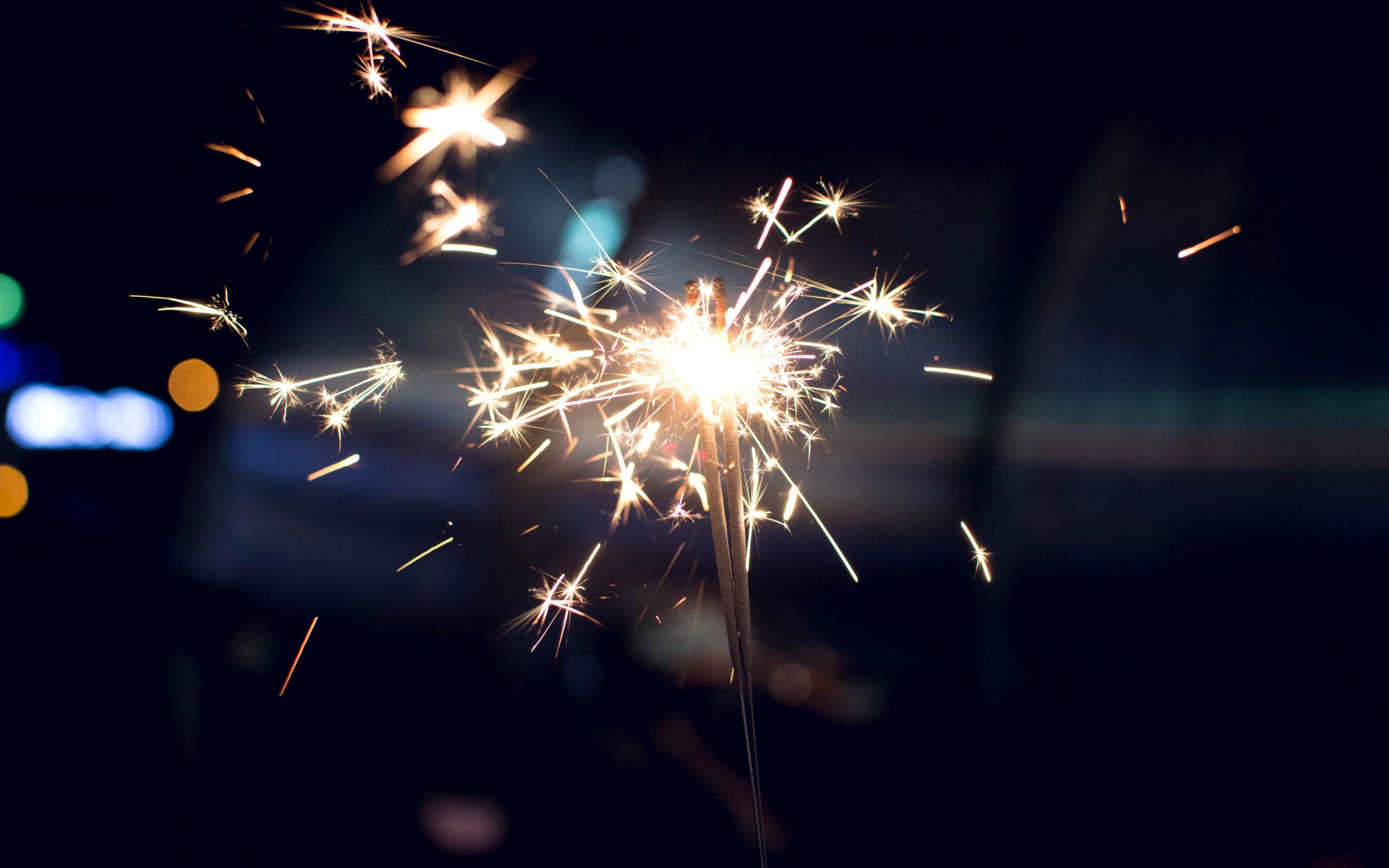 2880x1800 Download wallpaper: Holiday sparklers 2880x1800
