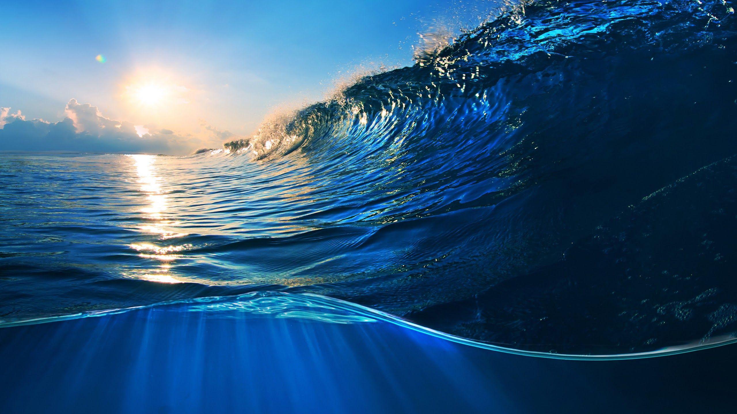 2560x1440 Ocean Waves Sunlight Scenery 4K 3840x2160 Wallpaper