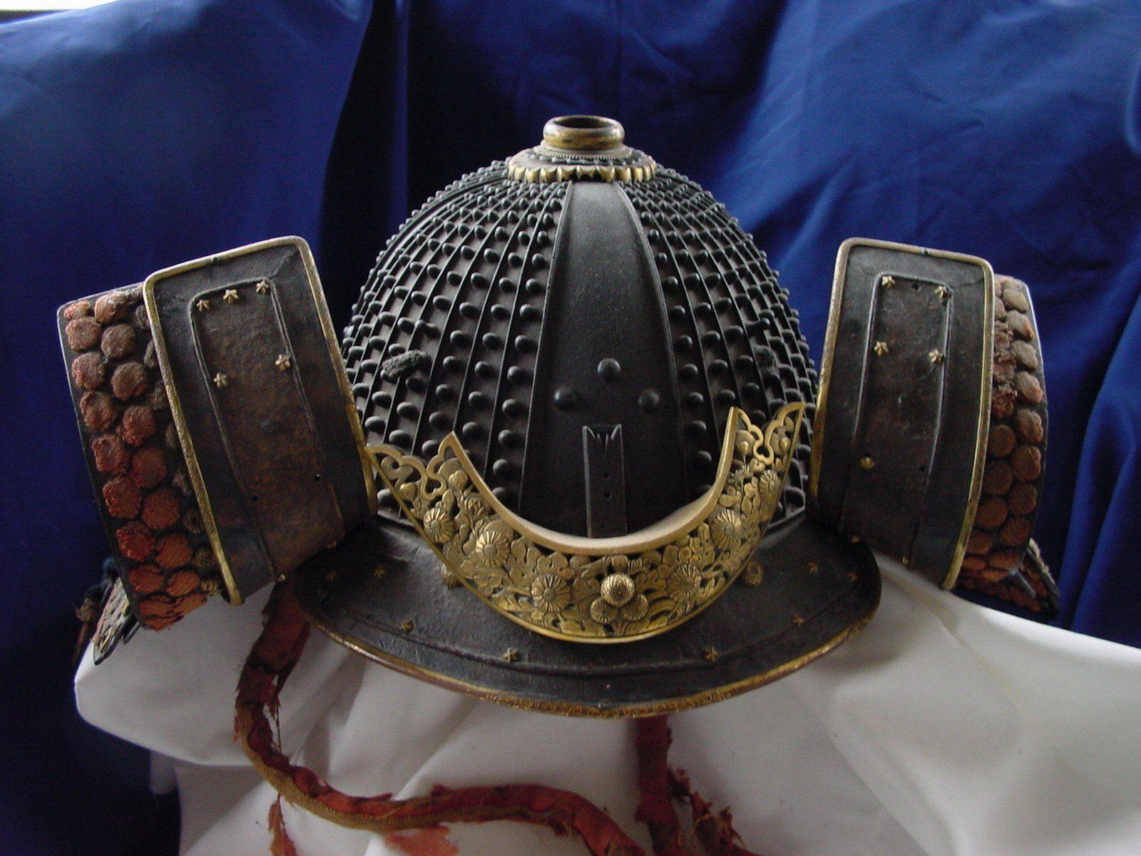 1600x1200 Samurai Helmet Wallpaper and Background Imagex1200