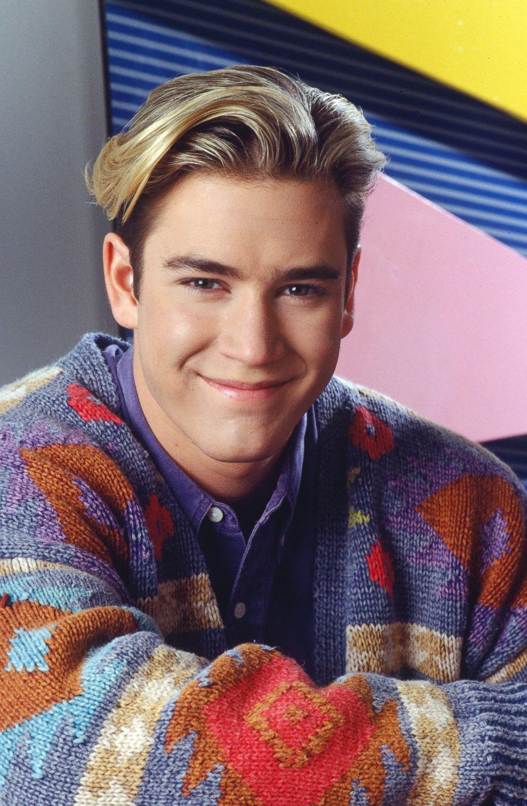 1046x1600 Saved By the Bell' Turns 25: Look Back on the Show's Best Fashions Photo