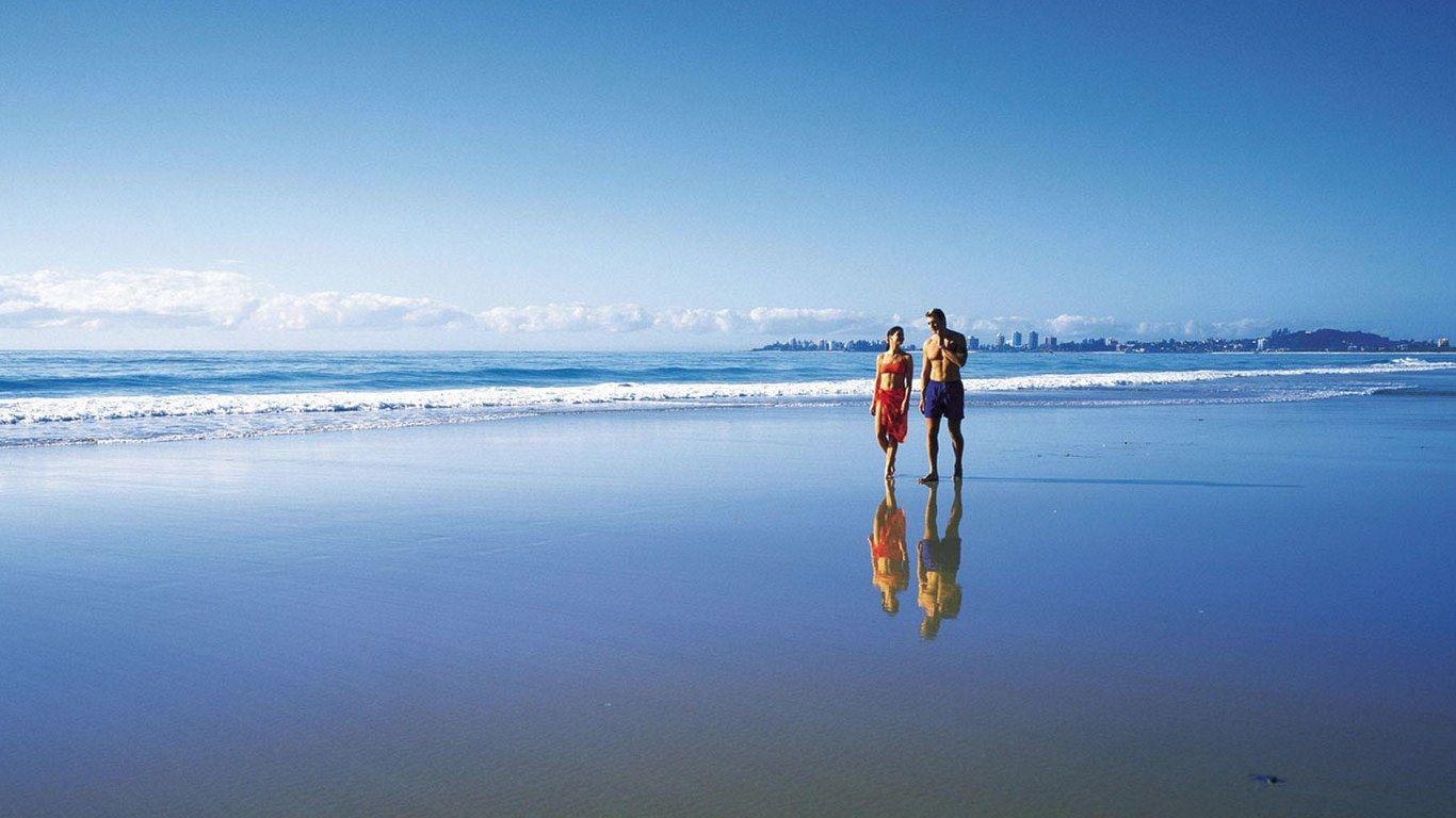 1366x768 Best Background: Valentines Day Wallpaper Couple Love
