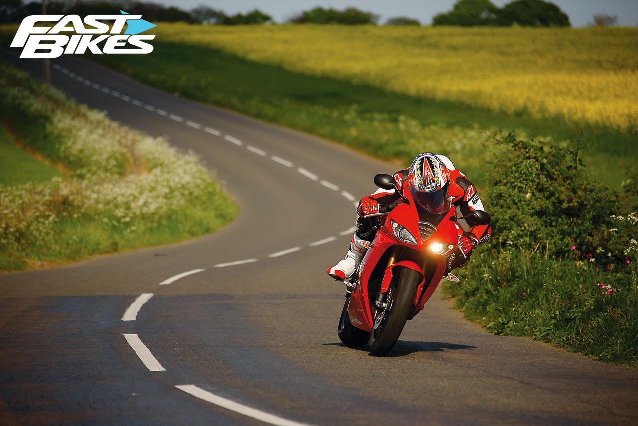 1280x854 Triumph Daytona 675 Wallpaper