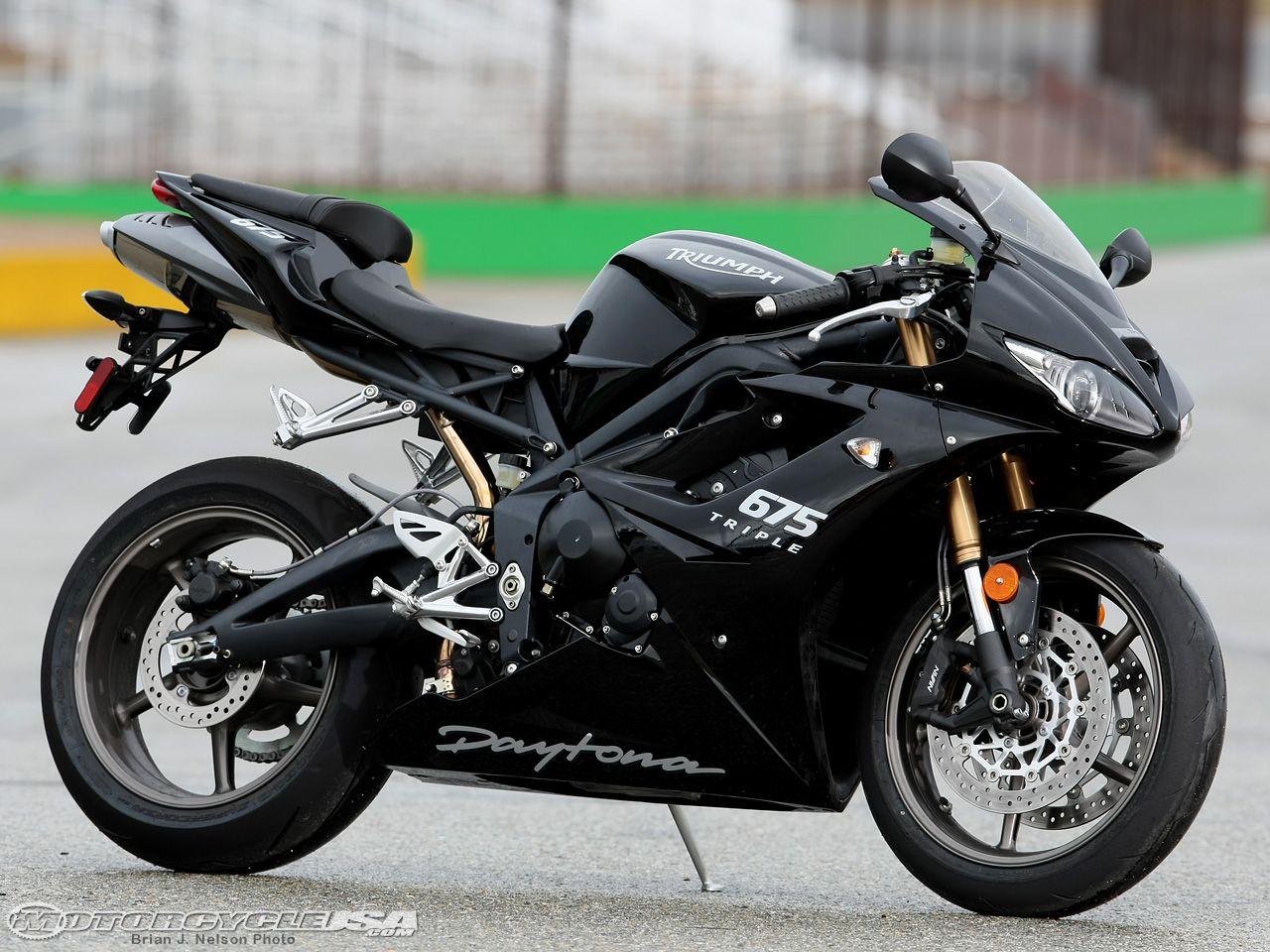 1280x960 Triumph 675 daytona wallpaperx960