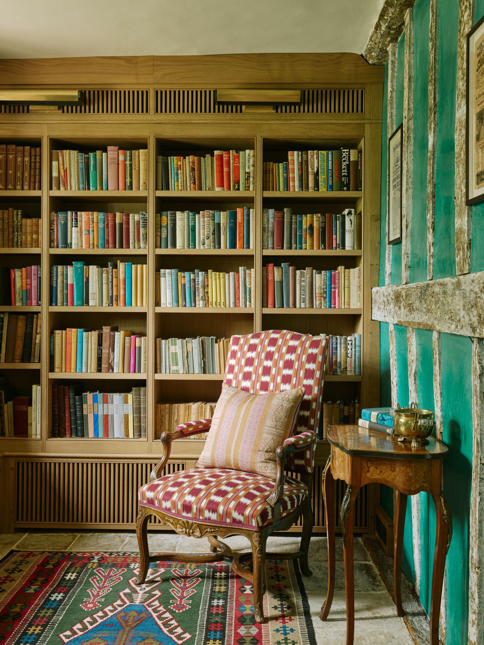 1600x2134 The home library: an historic and elegant way to display your books. House & Garden