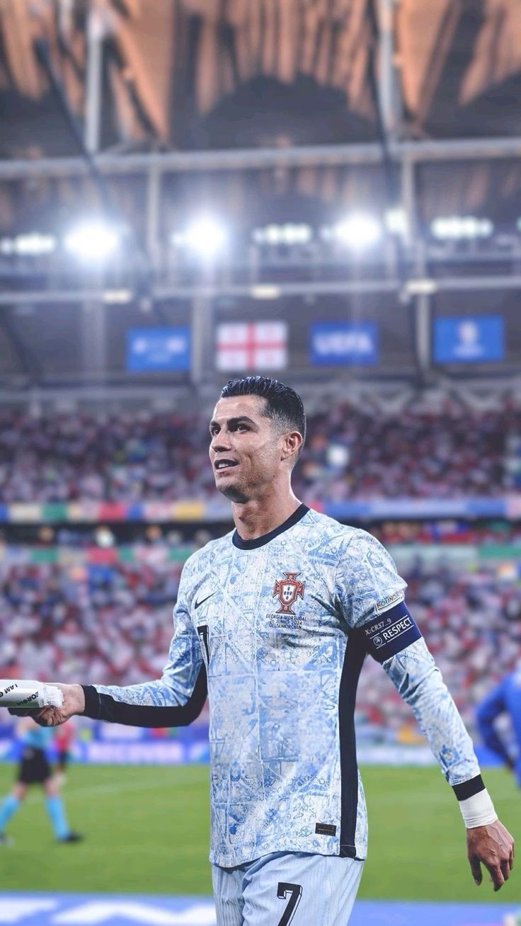 736x1308 Cristiano Ronaldo scored his 900 th goal for portugal in 2024 Wallpaper 4k
