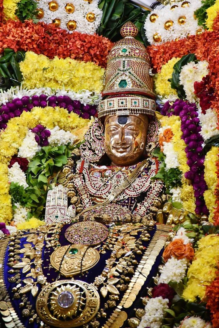 736x1104 Elaborately Decorated Statue with Clock. Lord annamalaiyar HD wallpaper, Alagar temple madurai, Kukke subramanya swamy