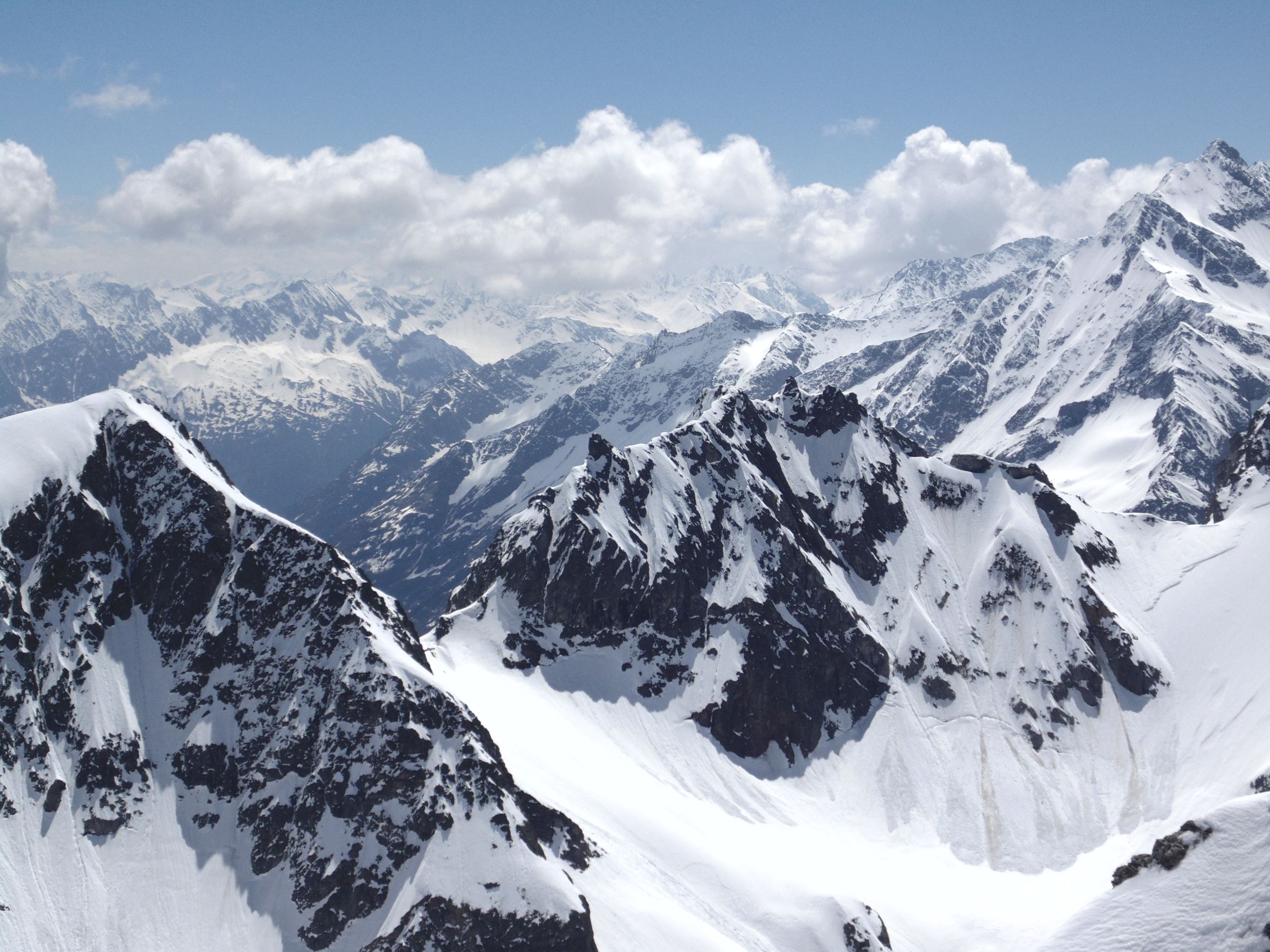 2592x1944 Engelberg, thy heaven!