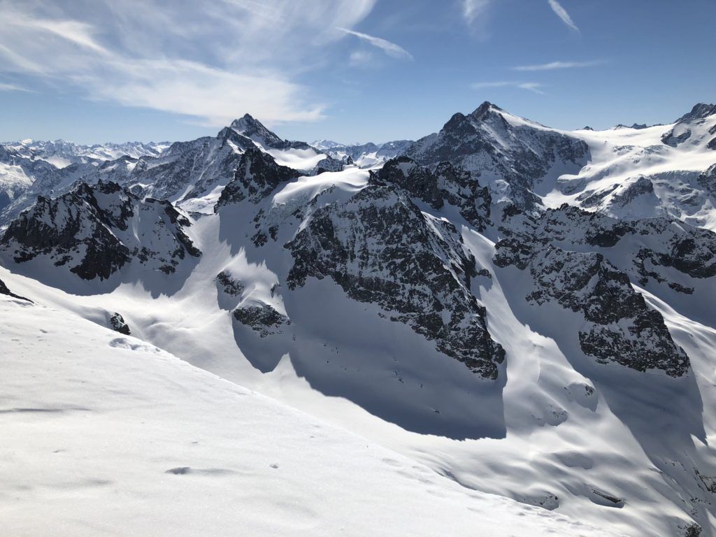 1024x768 Mount Titlis: The snow charm