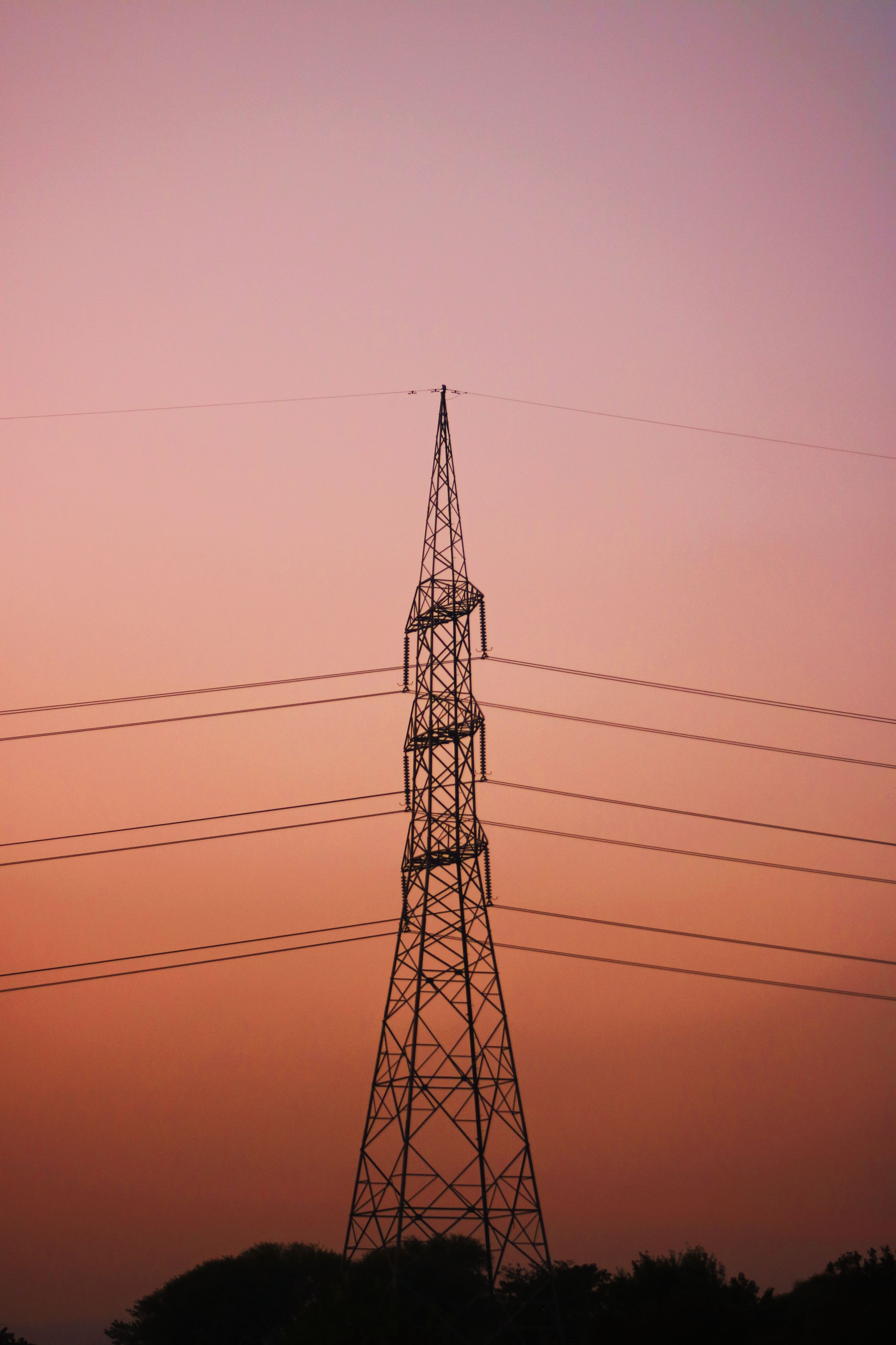 2730x4096 Transmission Tower at Dusk · Free