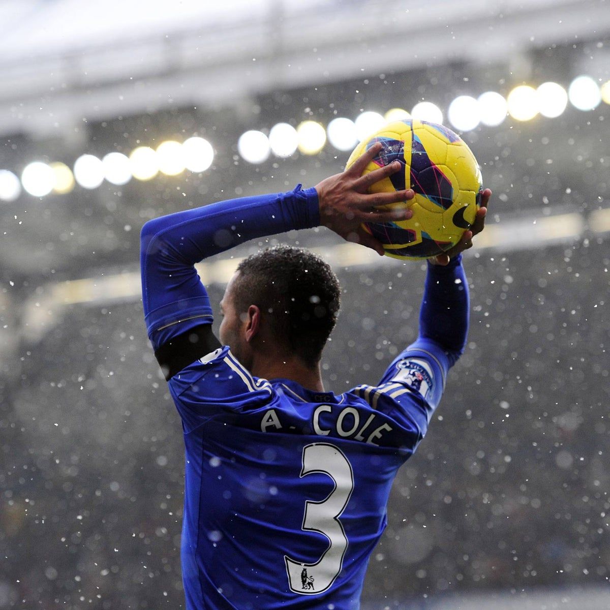 1200x1200 Ashley Cole signs contract extension at Chelsea