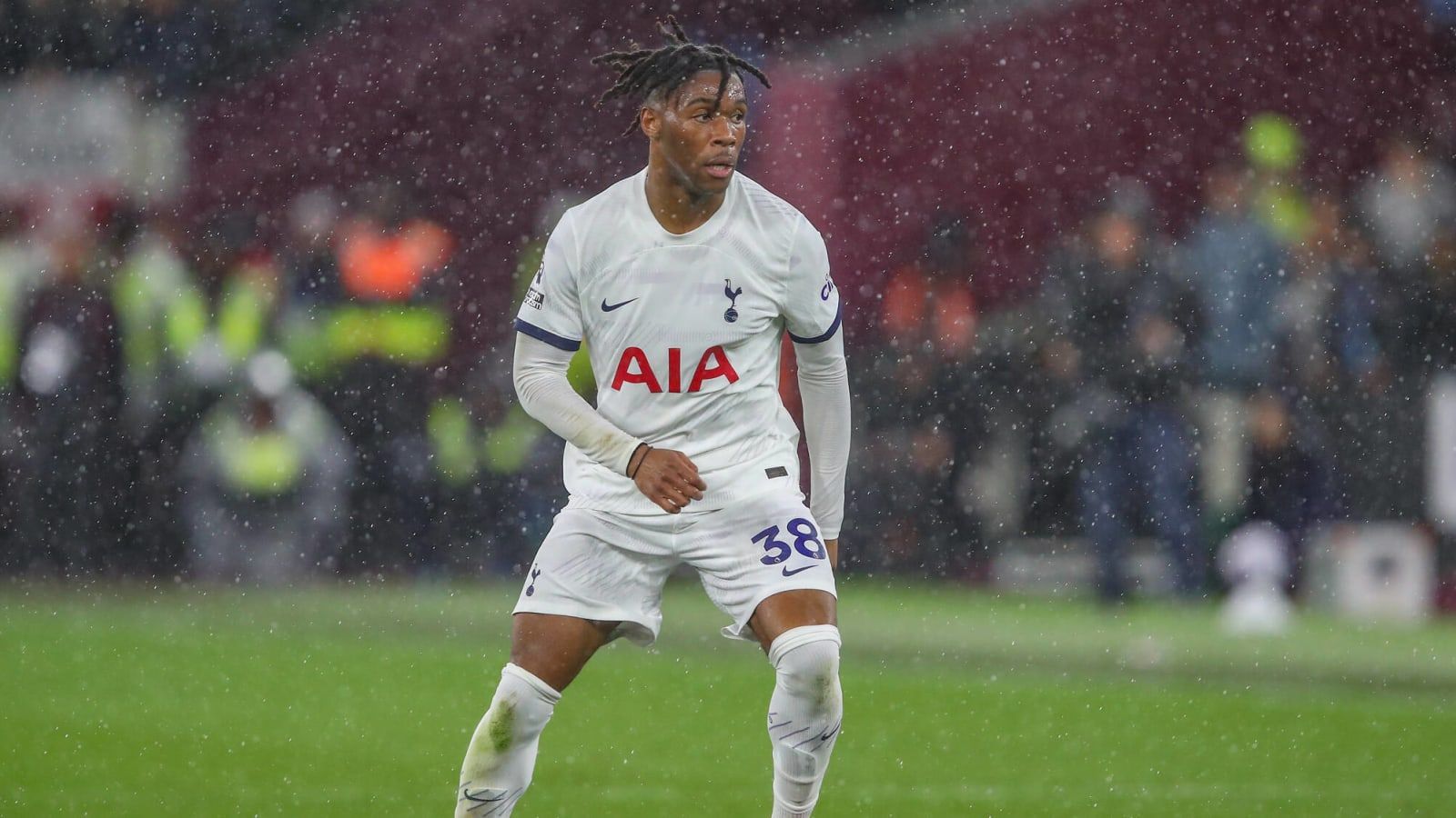 1600x900 Ashley Cole says Tottenham have an 'elite' player in their team