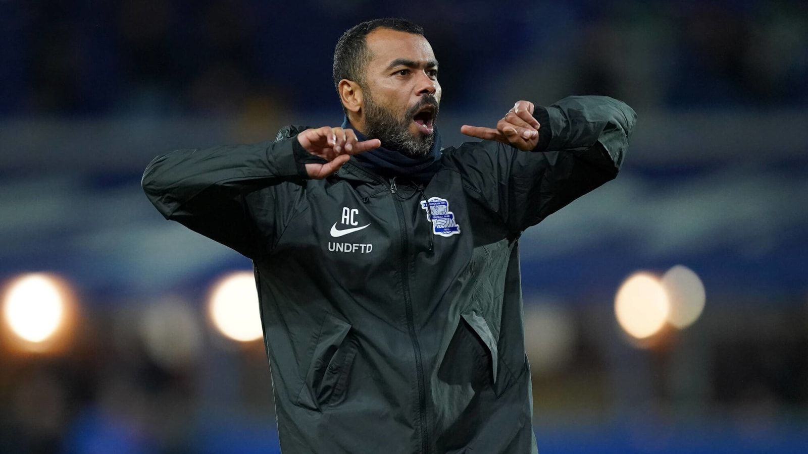 1600x900 Ashley Cole fully deserves his Hall of Fame Award