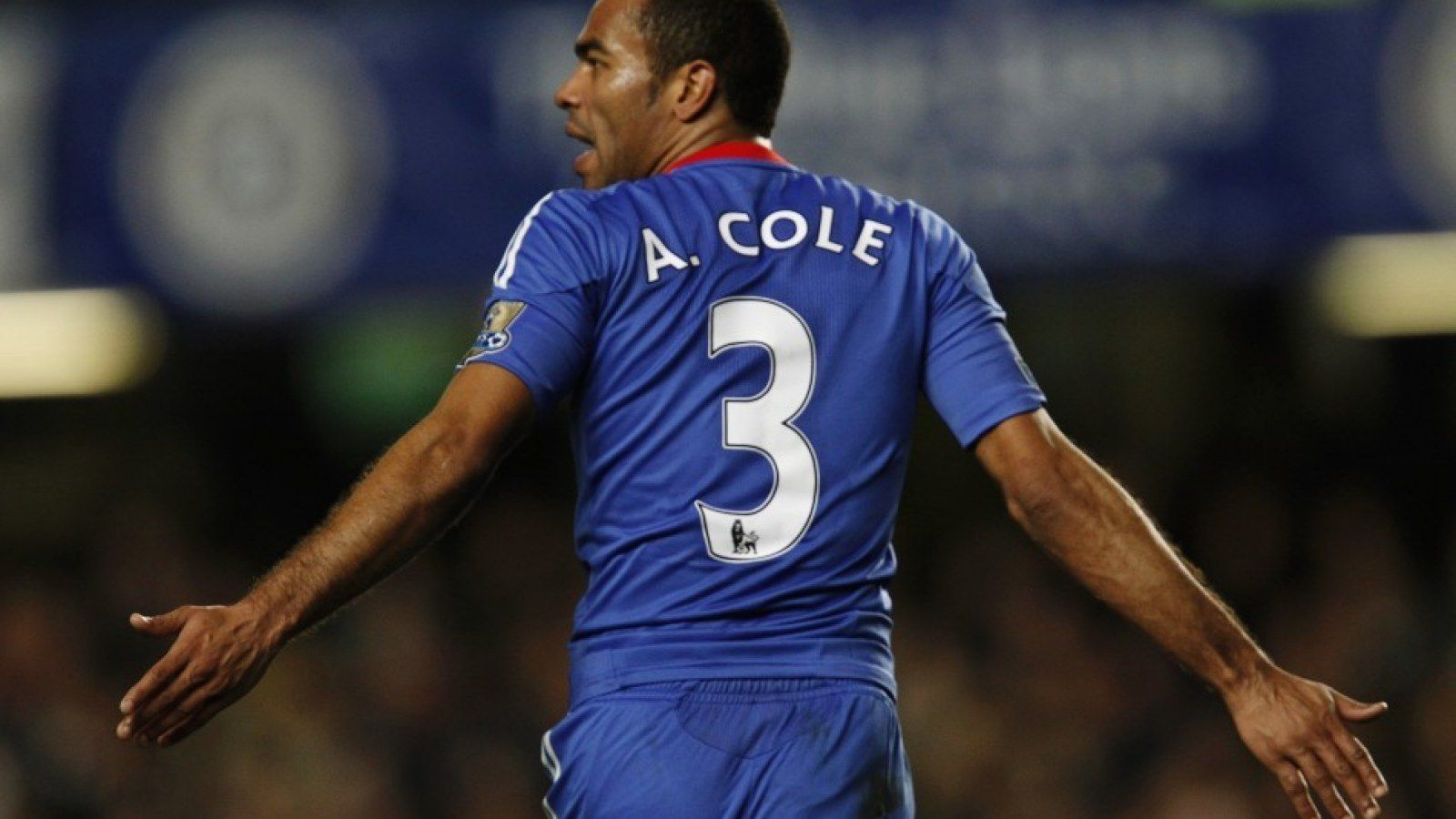 1600x900 Gerrard Praises Ashley Cole as Chelsea Star Approaches 100th Cap