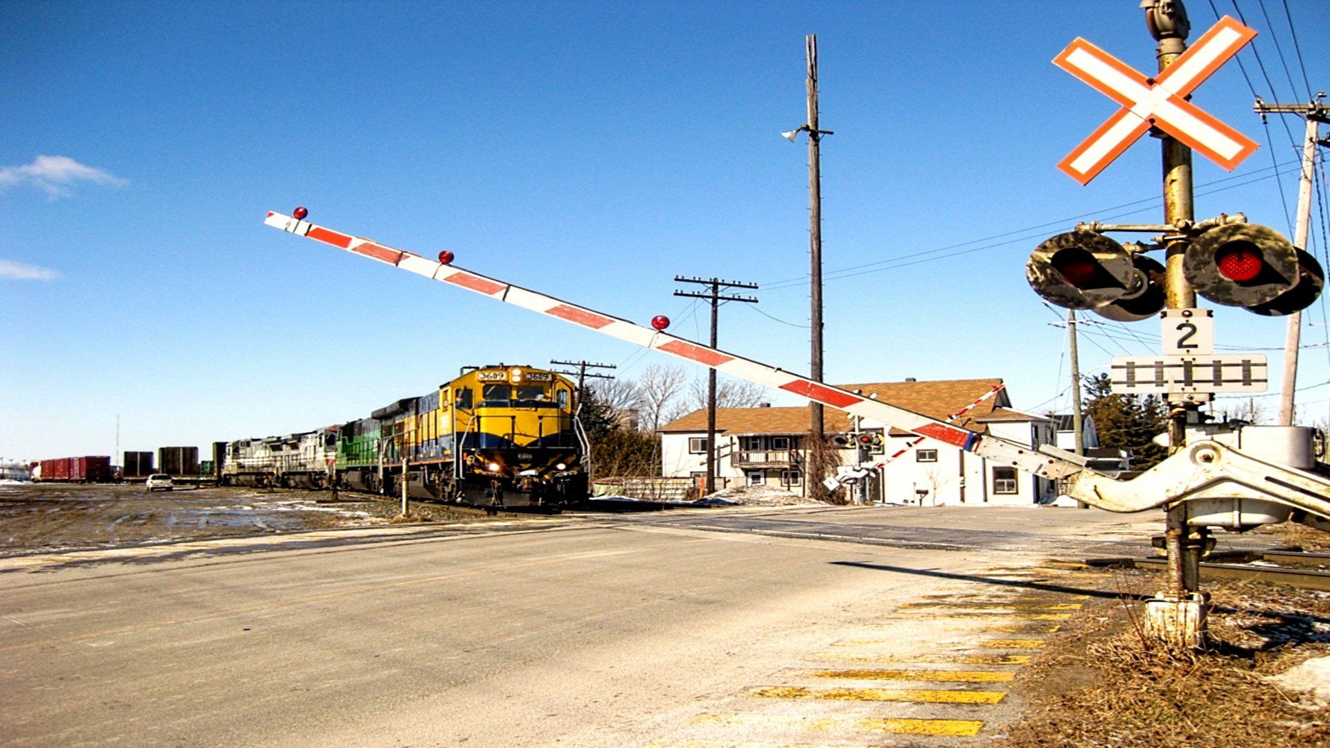 1920x1080 HD Train Journey: Scenic Vehicle Crossing Wallpaperx1080