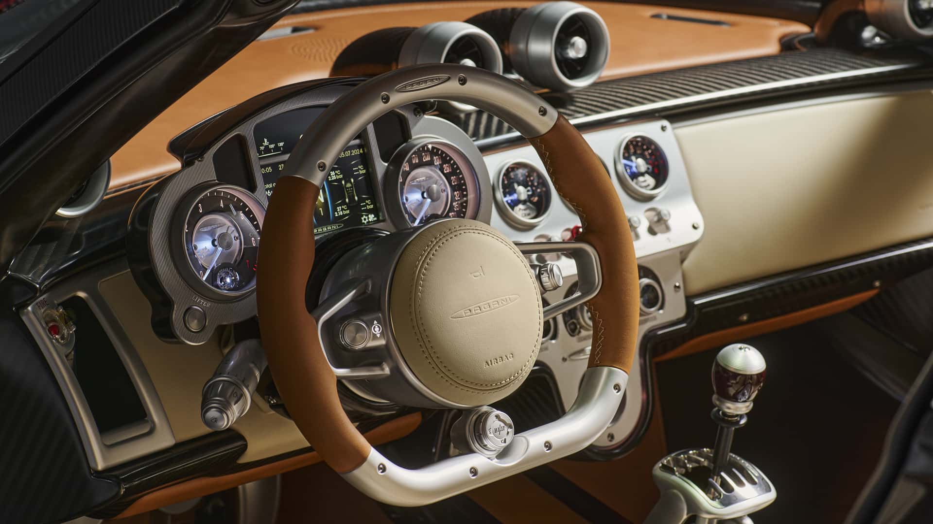 1920x1080 Pagani Utopia: Here's what the Italian masterpiece looks like inside