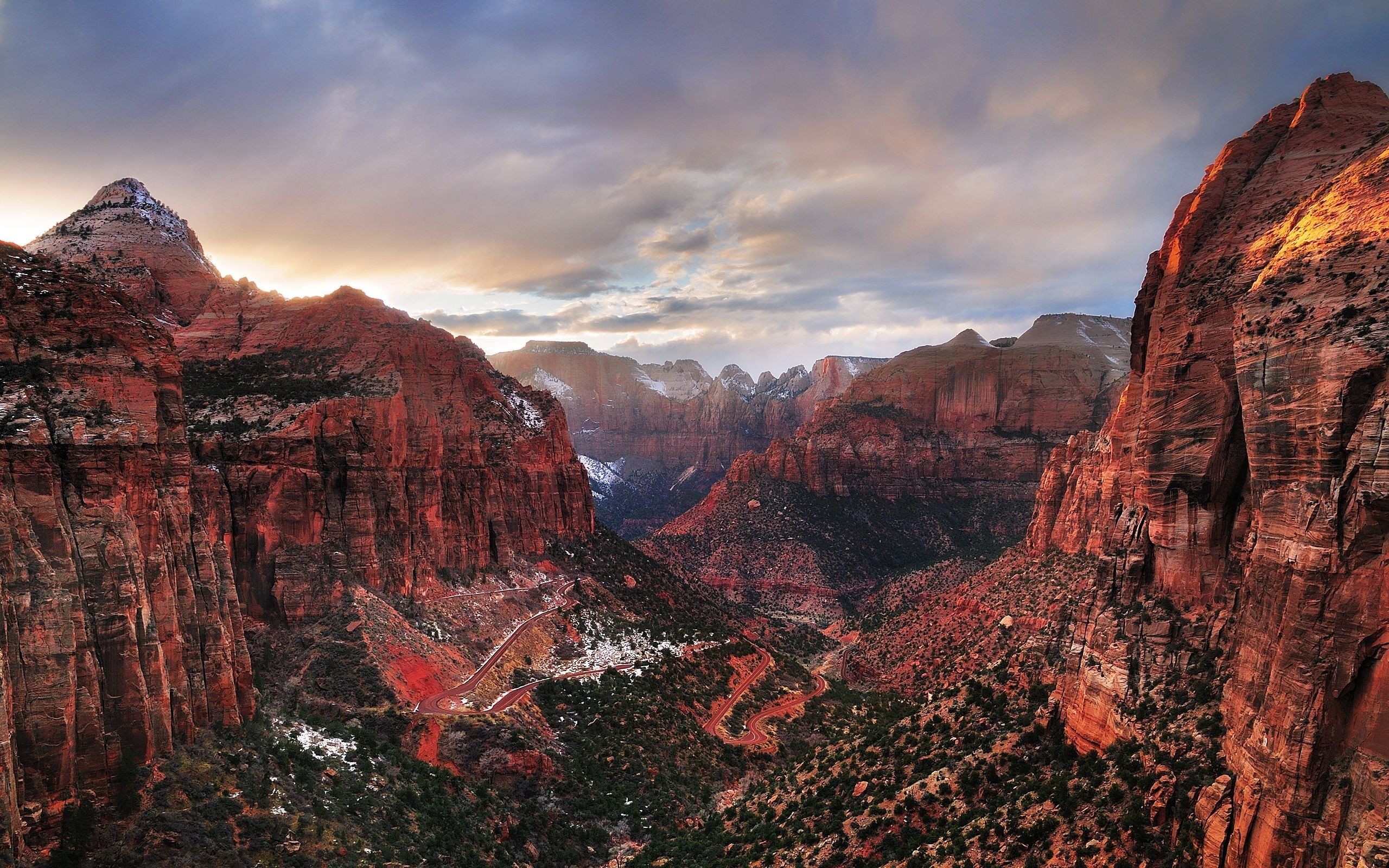 2560x1600 Zion National Park Canyon: Stunning HD Nature Wallpaperx1600