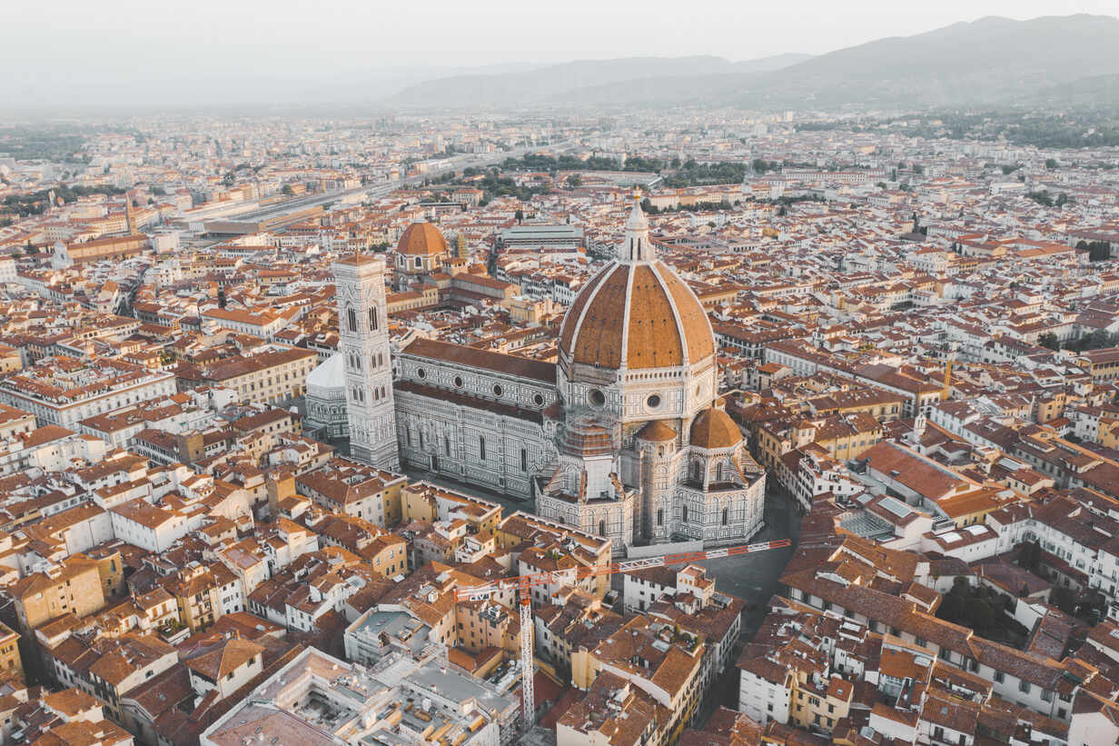 1232x821 Aerial view of Florence's cathedral Santa Maria del Fiore during sunrise, Italy