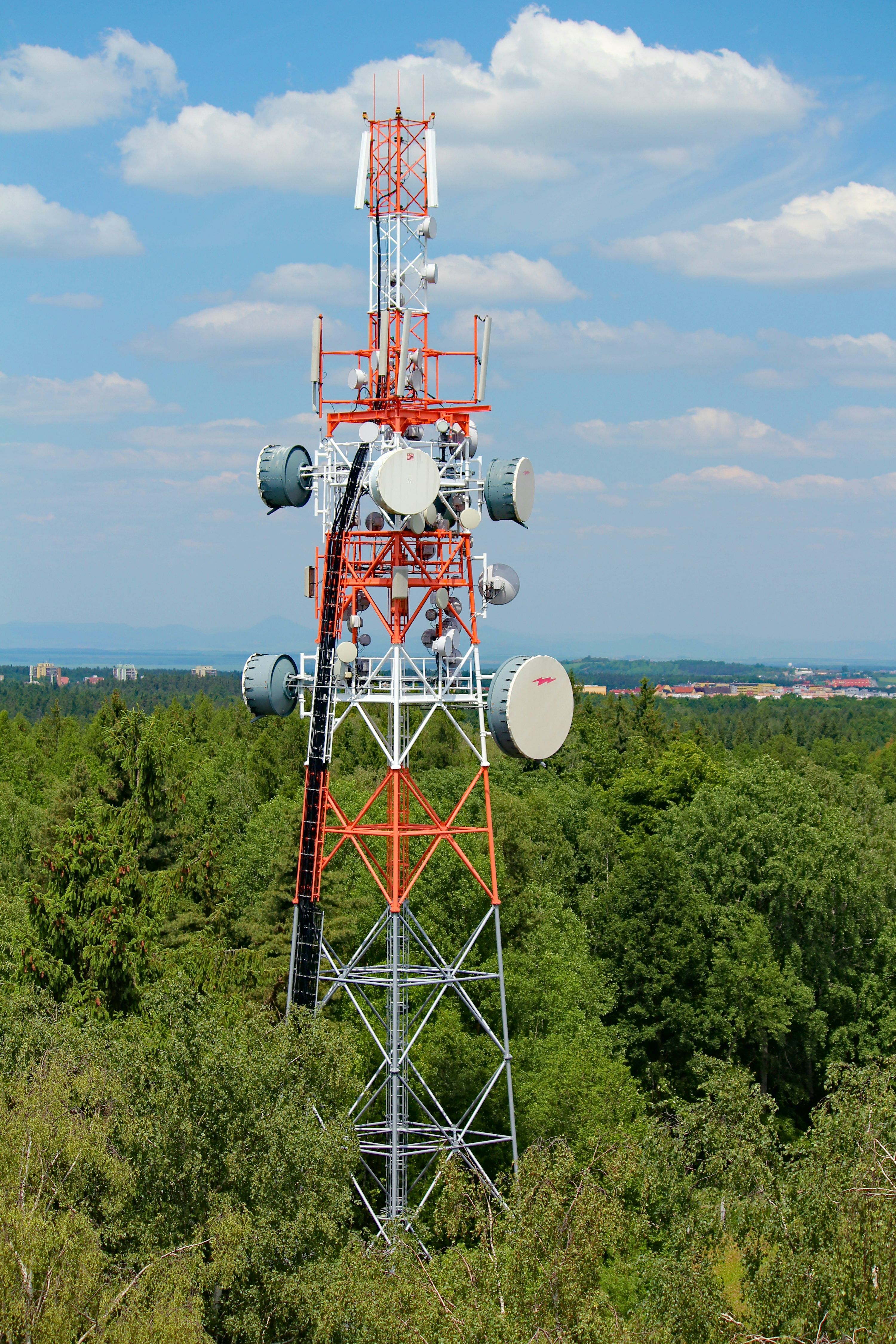 3000x4500 Telecommunication Tower Picture. Download Free Image