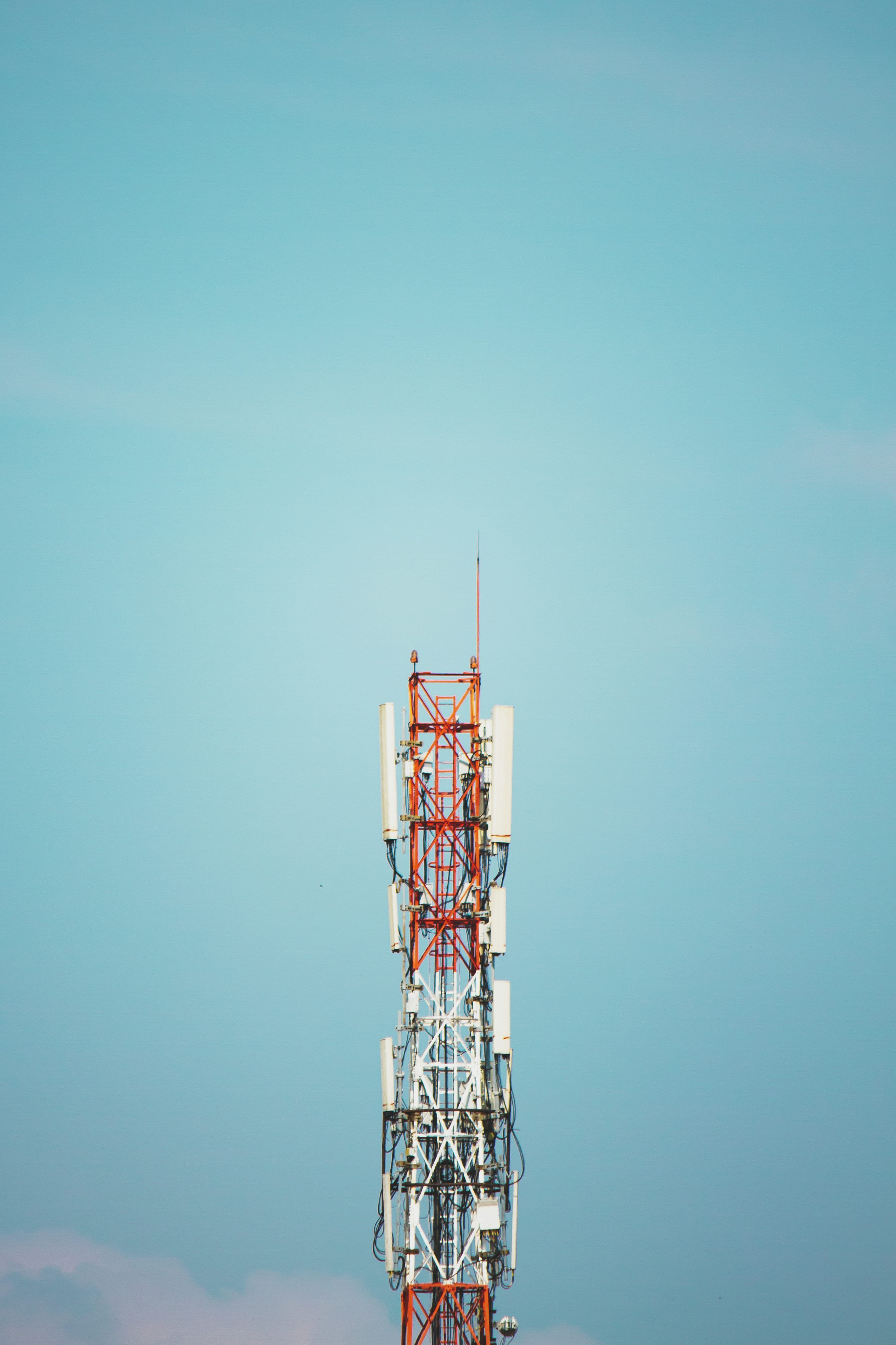 3000x4501 Telecom Tower Picture. Download Free Image