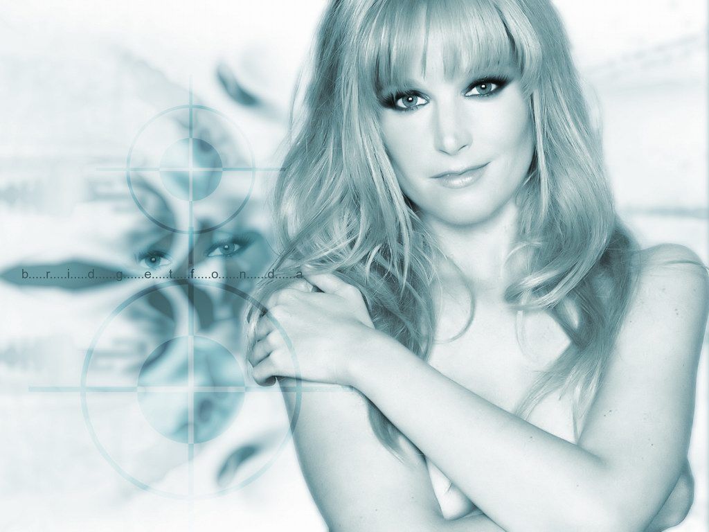 1024x768 Filmovízia: Bridget Fonda [Wallpaper]