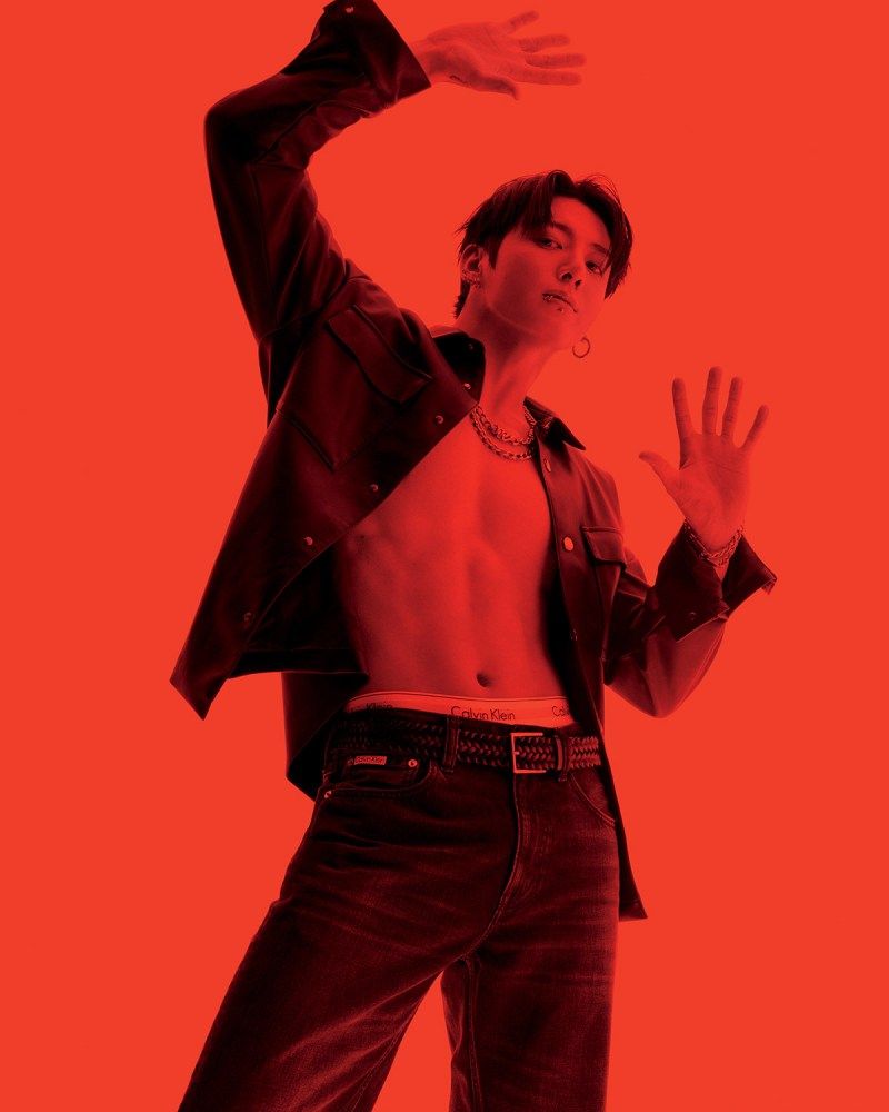 800x1000 BTS' Jung Kook Shows Off His Abs in New Calvin Klein Campaign: Photo