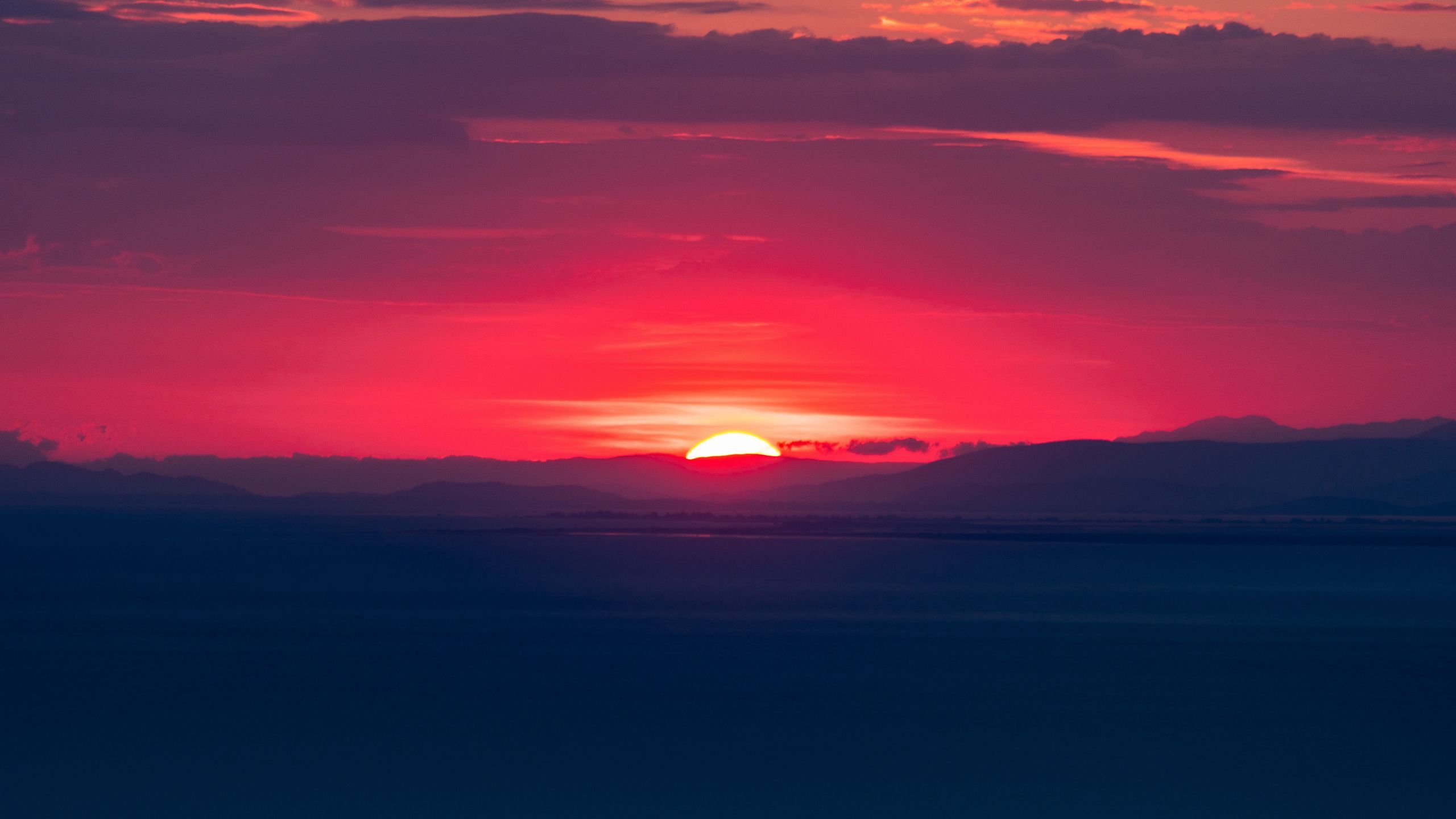2560x1440 Download wallpaper 2560x1440 sunset, sky, greece, horizon widescreen 16:9 HD background
