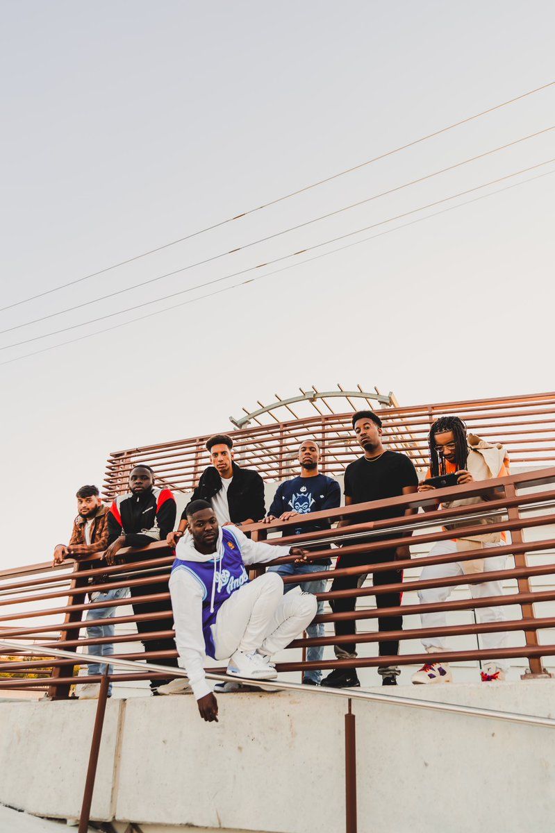 799x1200 Feels better when you making it with your people!