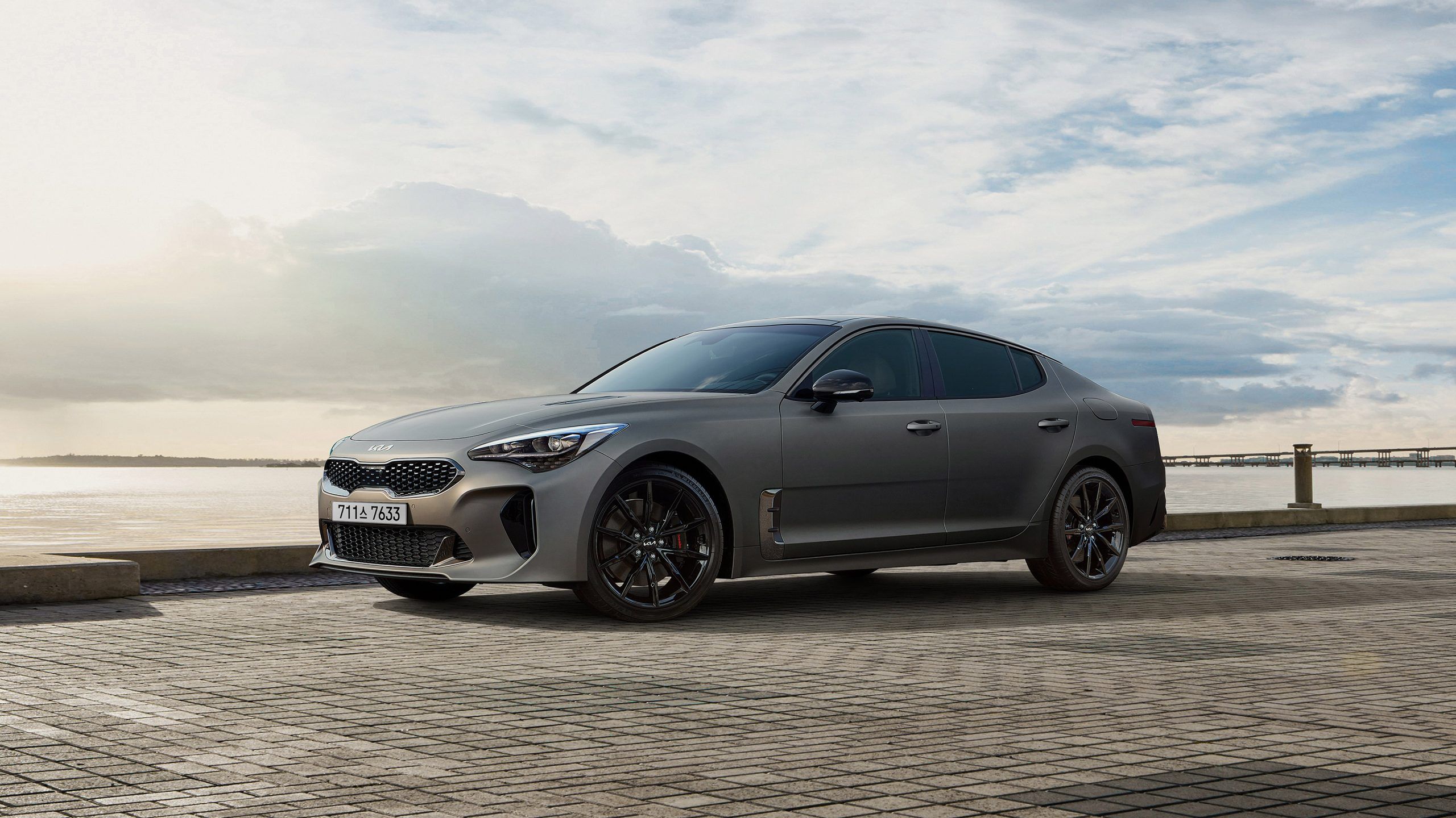 2560x1440 Kia Stinger GT Tribute Wallpaper 2024 Kia EV9 Wallpaper