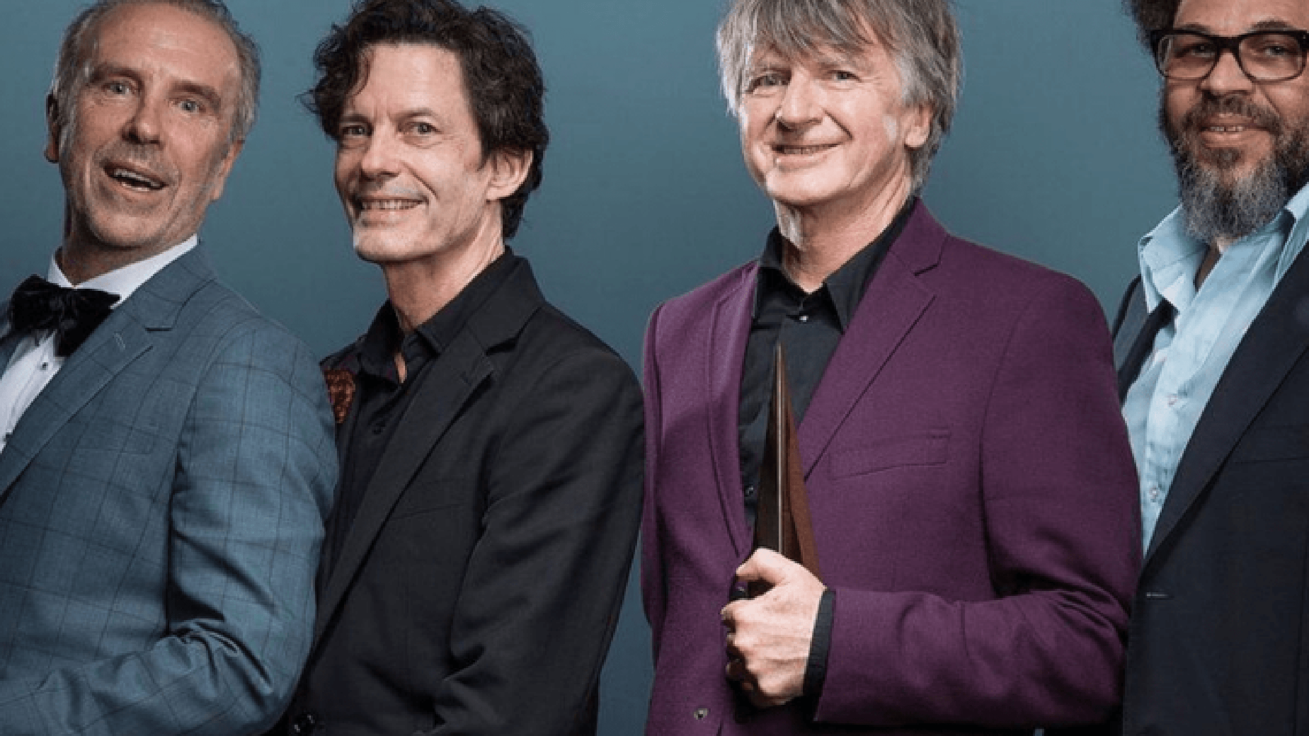 2560x1440 Crowded House Wallpaper