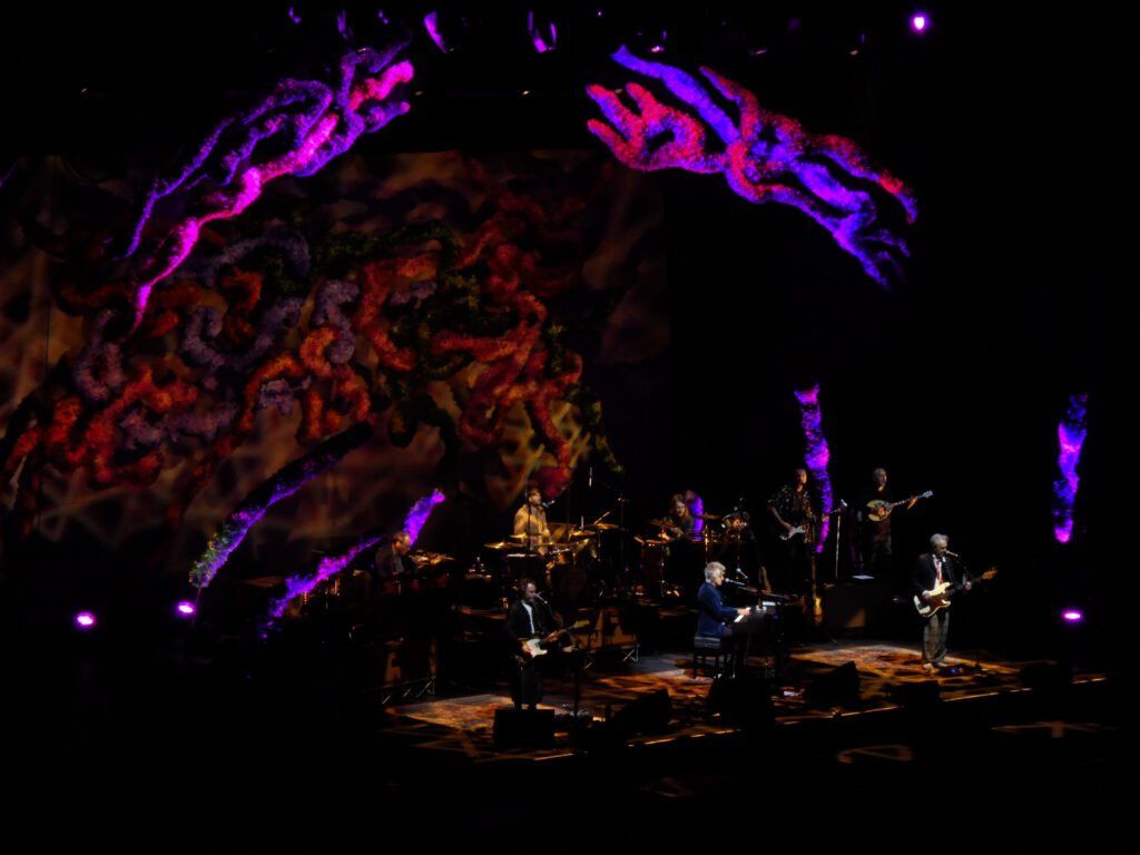 1024x768 Crowded House at Glasgow Ovo Hydro 2024 review: armadillos and fireflies
