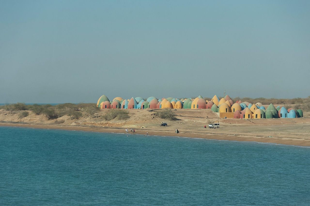 1280x853 Hormuz Island Beach Iran Hormozgan