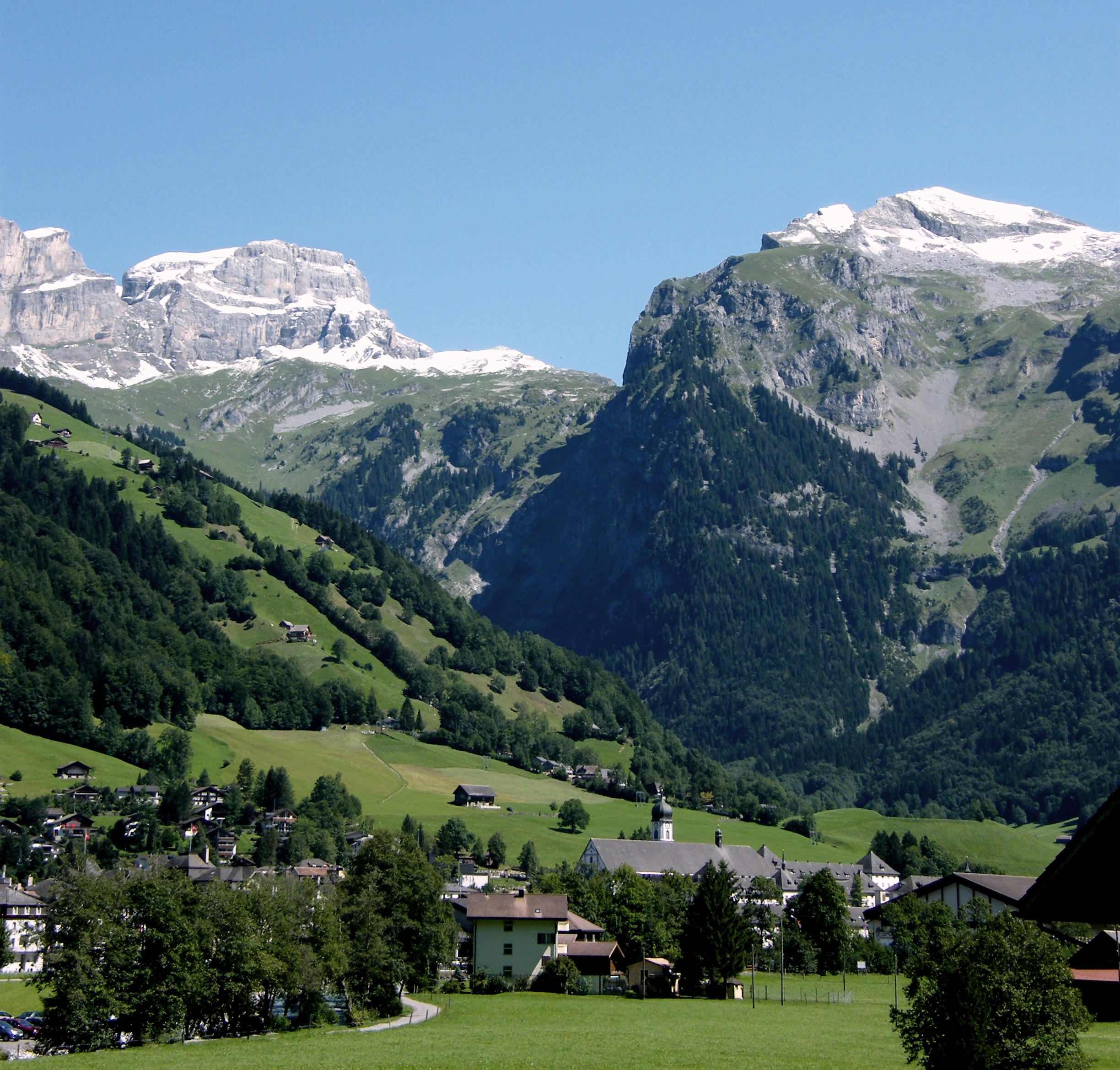 2448x2339 Engelberg