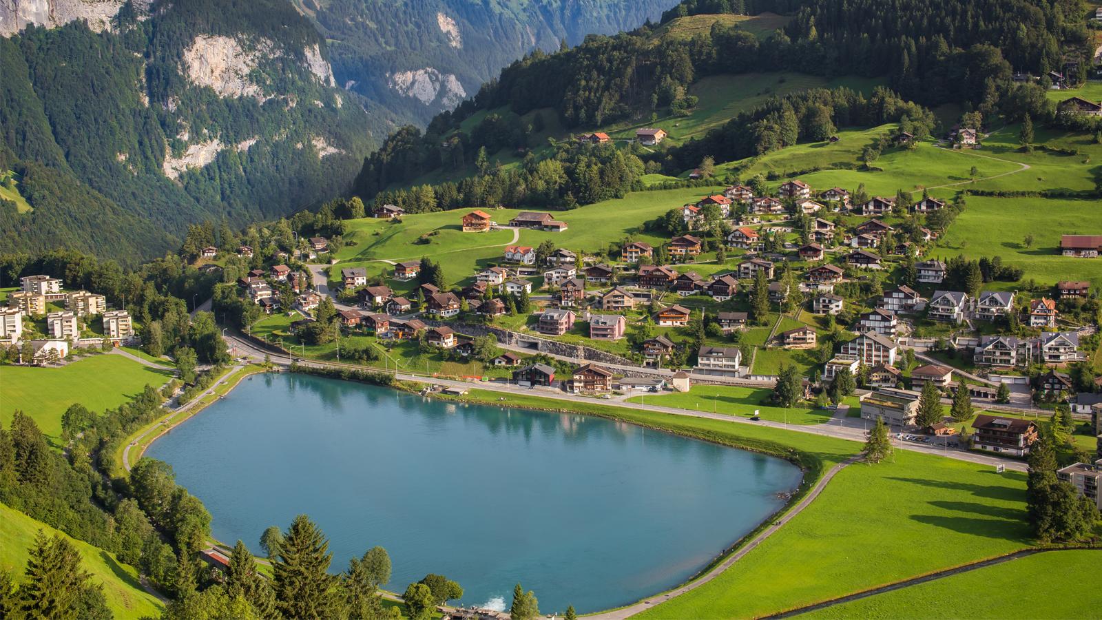 1600x900 Summer camp in Engelberg. Alpadia Language Schools
