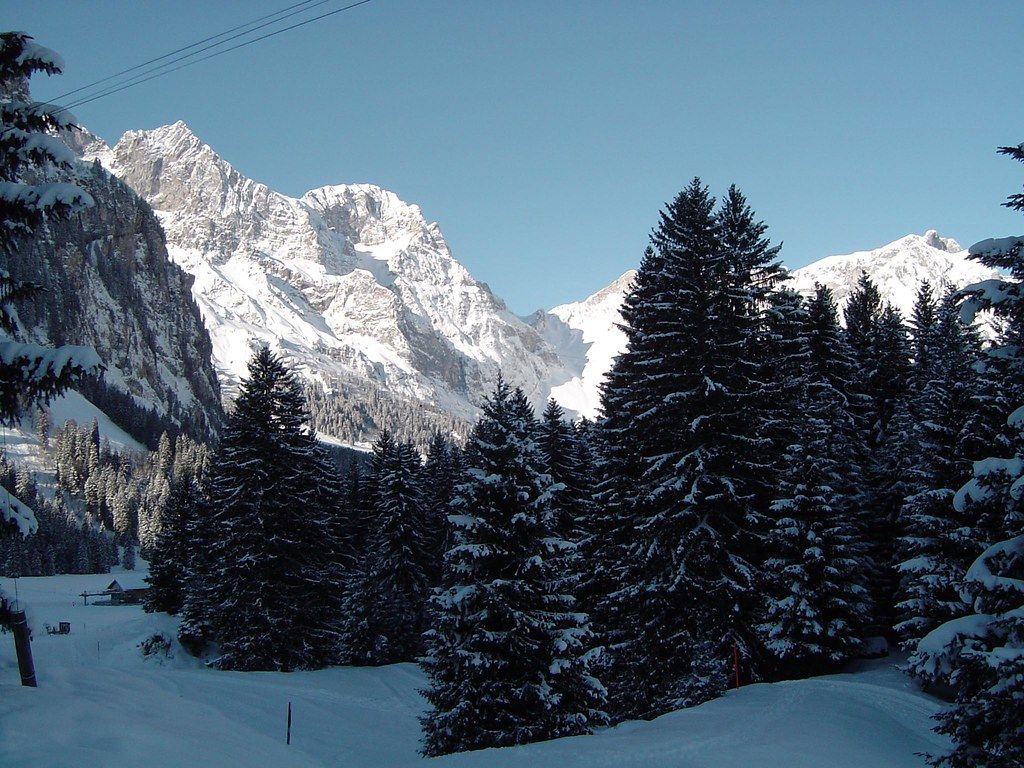 1024x768 Engelberg 2. Ski resort at Engelberg
