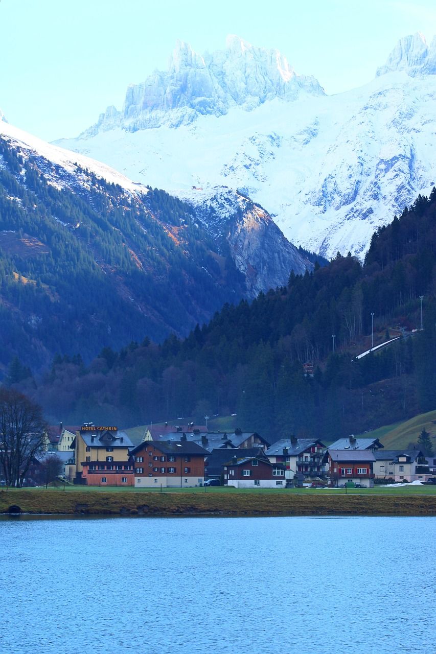 853x1280 Village Alps Engelberg