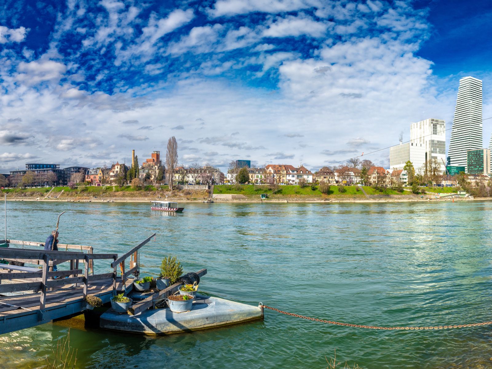 1600x1200 Beautiful view of Basel city by the river, Switzerland Desktop wallpaper 1600x1200