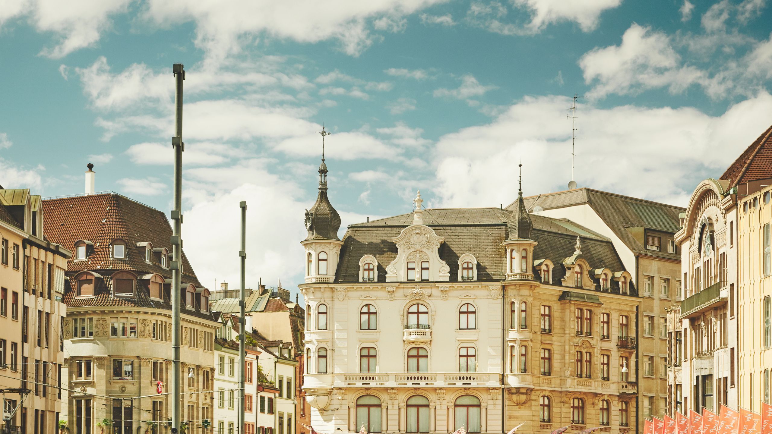 2560x1440 The best cities in Switzerland: 12 beautiful places to add to your bucket list