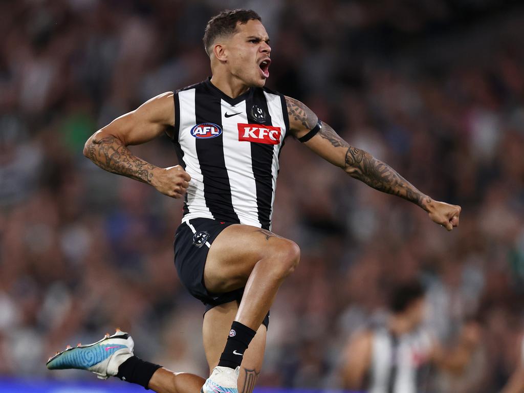 1024x768 Tom Morris said on Footy Classified tonight that Bobby Hill wants to play this week against Adelaide and not be as the substitute