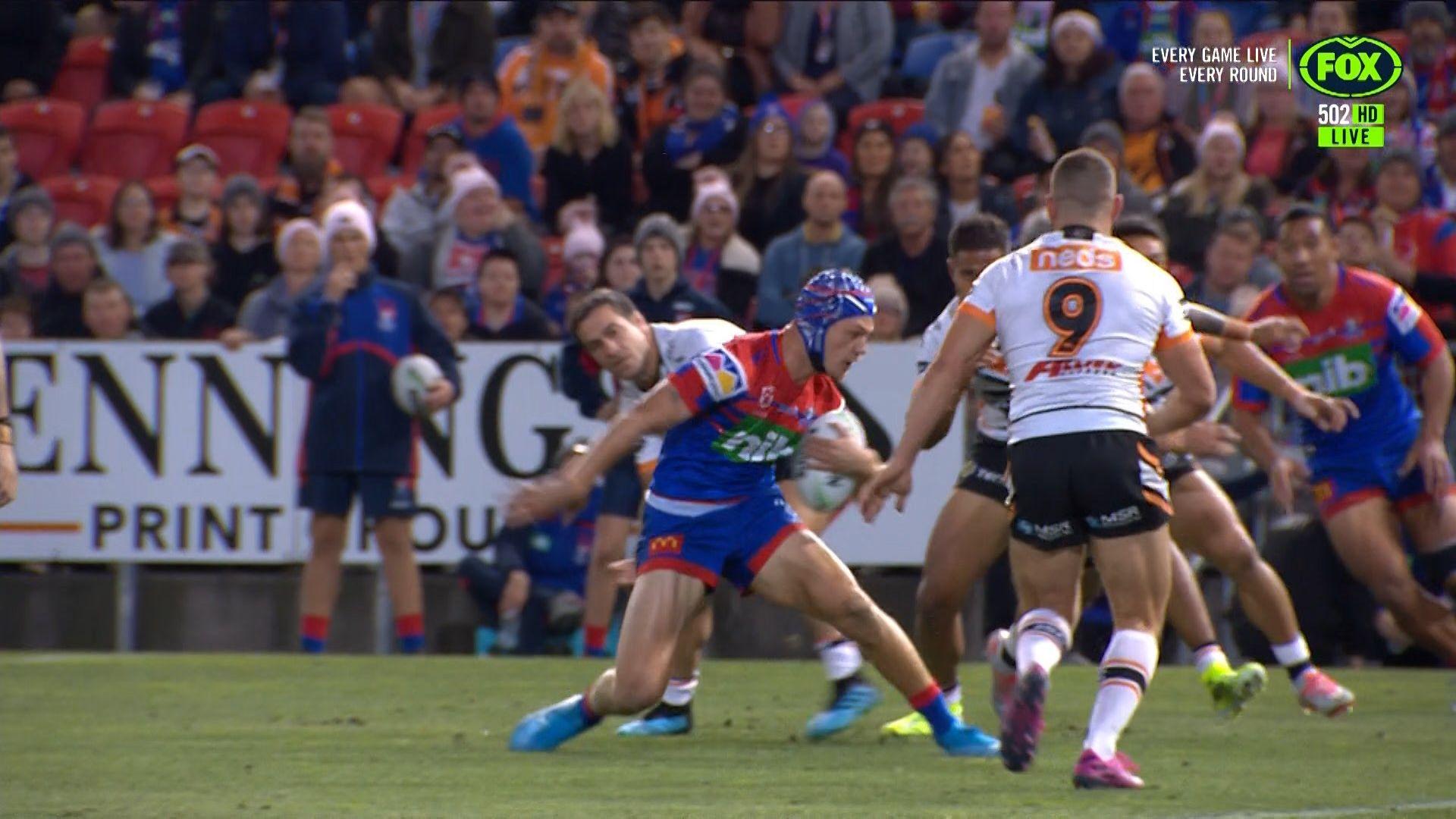 1920x1080 Knights v Tigers: Kalyn Ponga beats six defenders to score dazzling try. Sporting News Australia