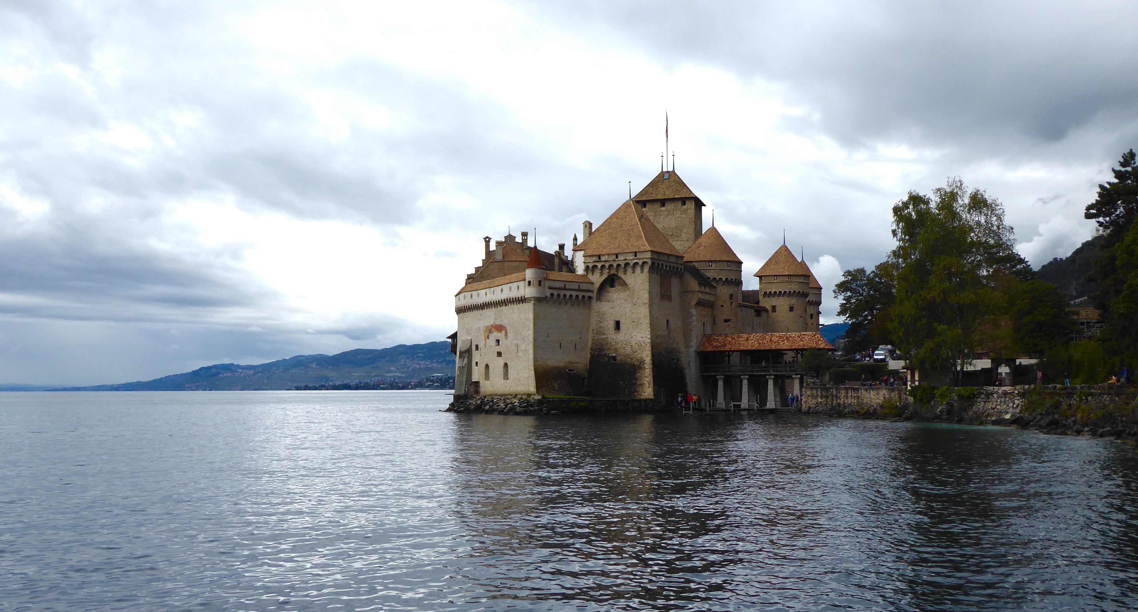 3991x2149 Château de Chillon