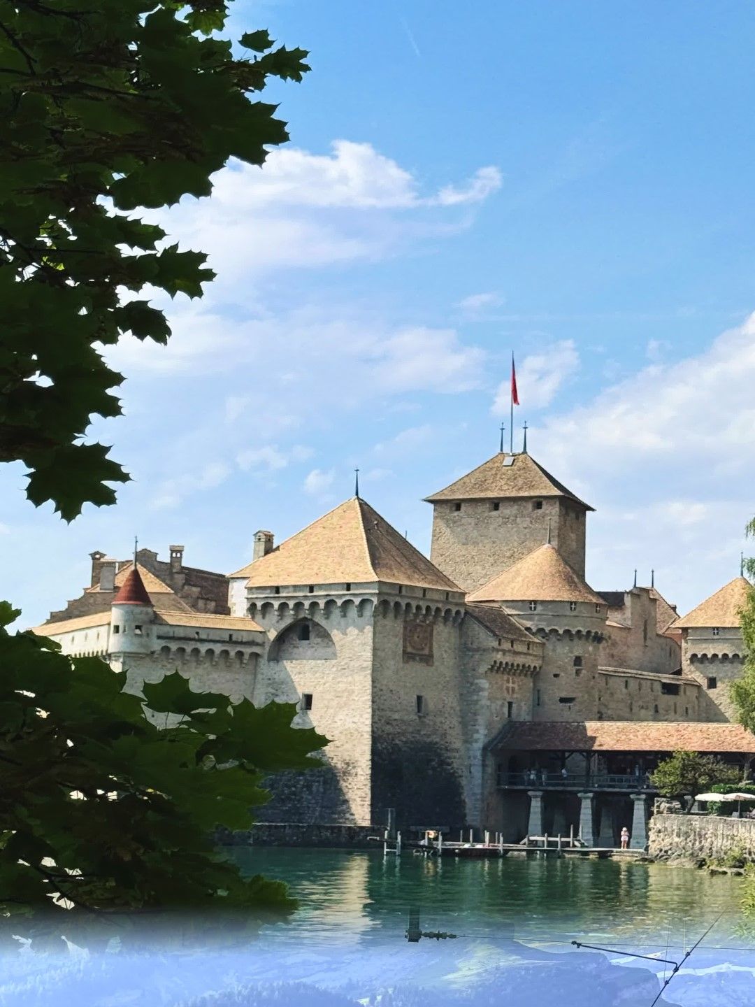 1080x1440 Step into a fairy tale world! Château de Chillon on Lake Geneva is waiting for you. Trip.com Veytaux