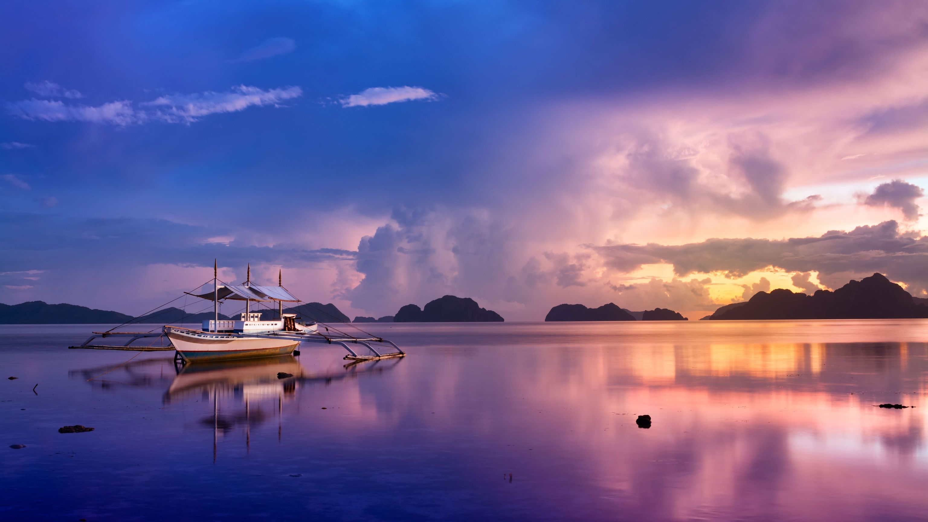3072x1728 Island Hopping In Palawan Philippines