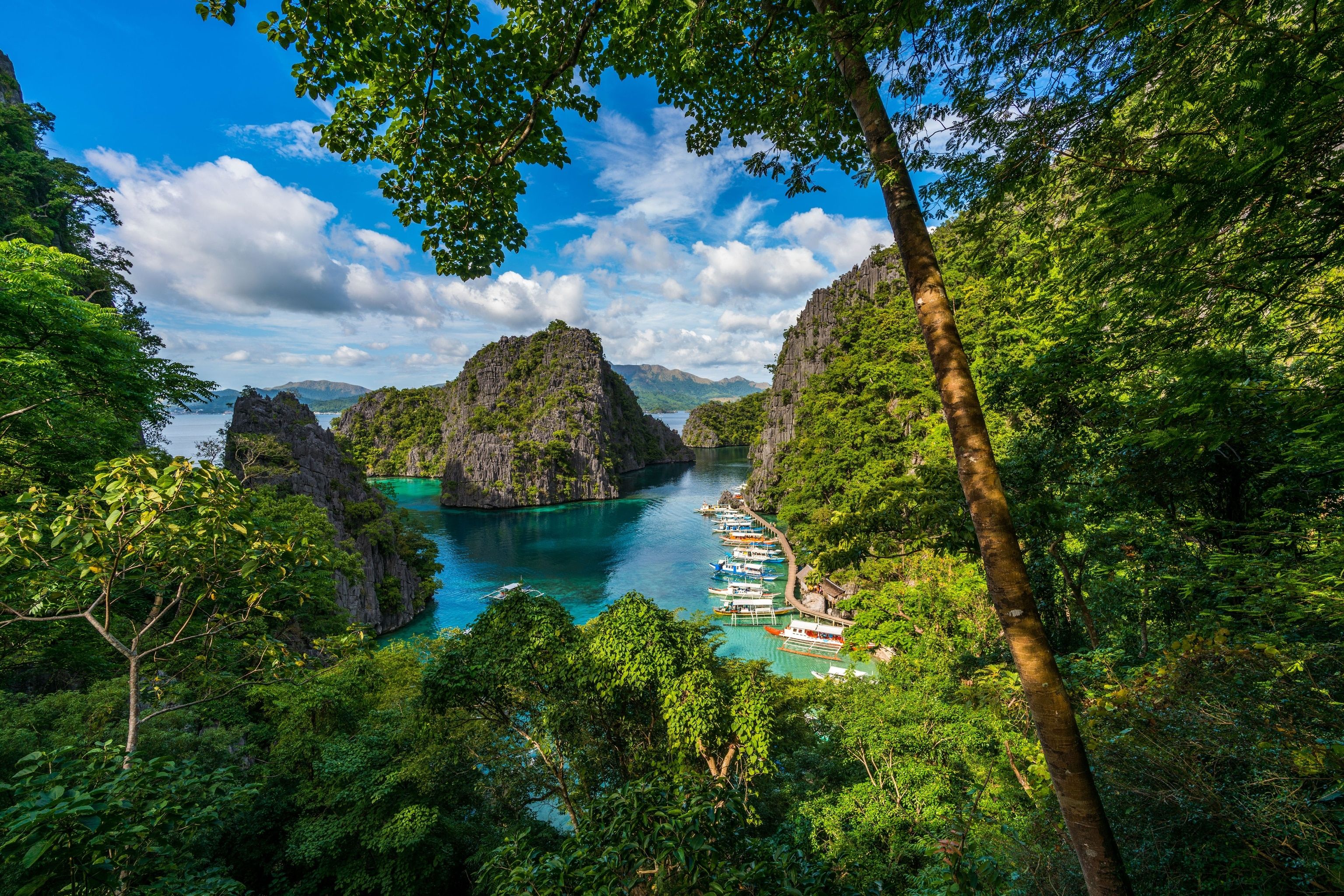3072x2049 Island Hopping In Palawan Philippines